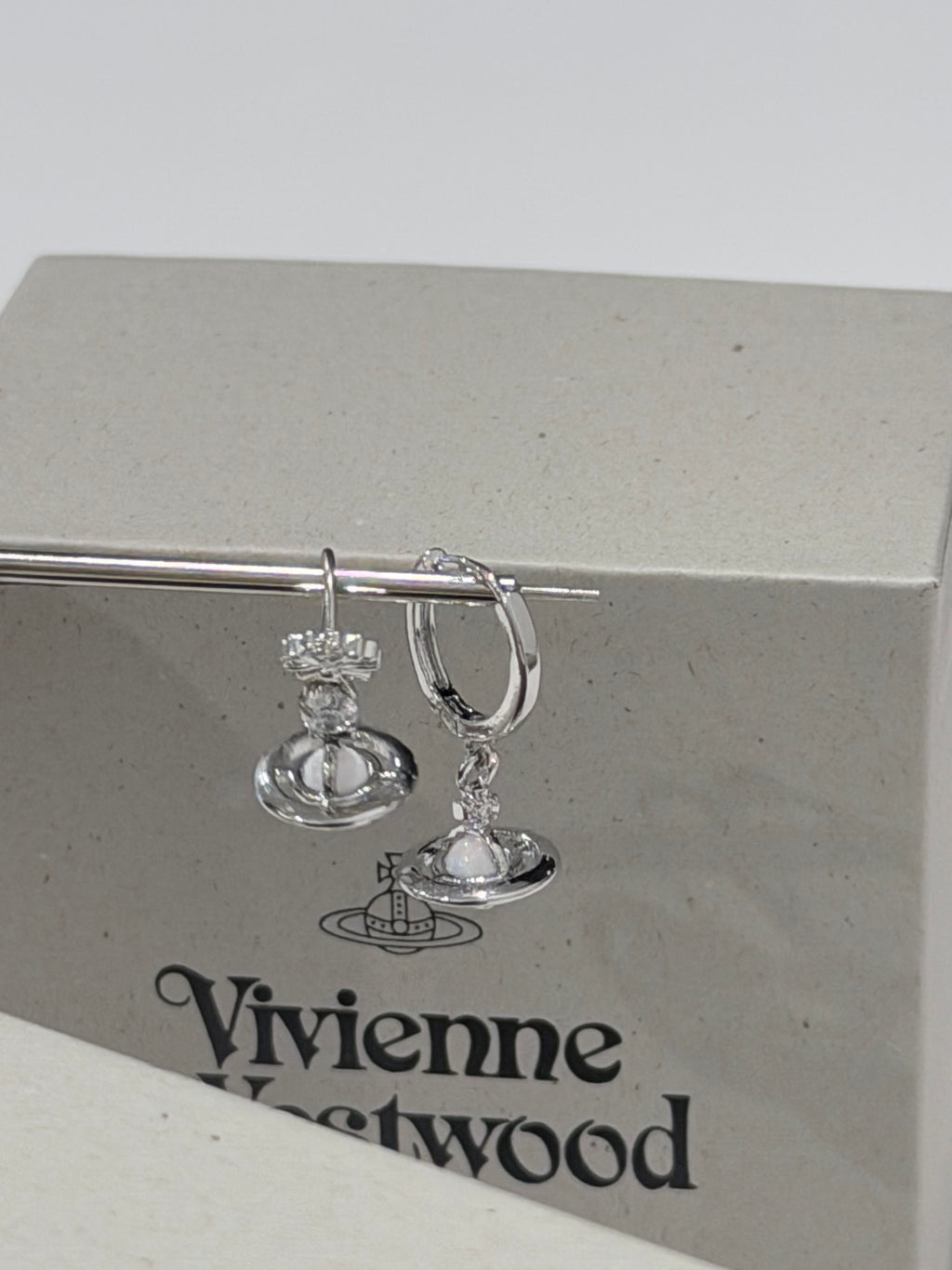 Boucles d'oreilles pendantes VW Orb - Blanc