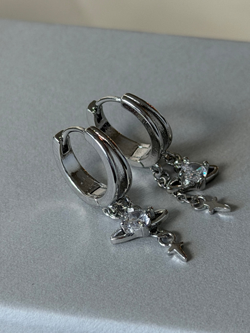 VW Issa Earrings
