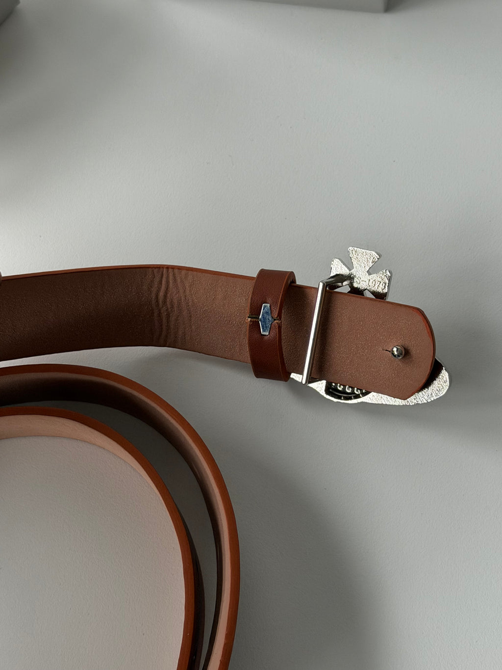 VW Medium Bas Relief Belt - Chocolate Brown