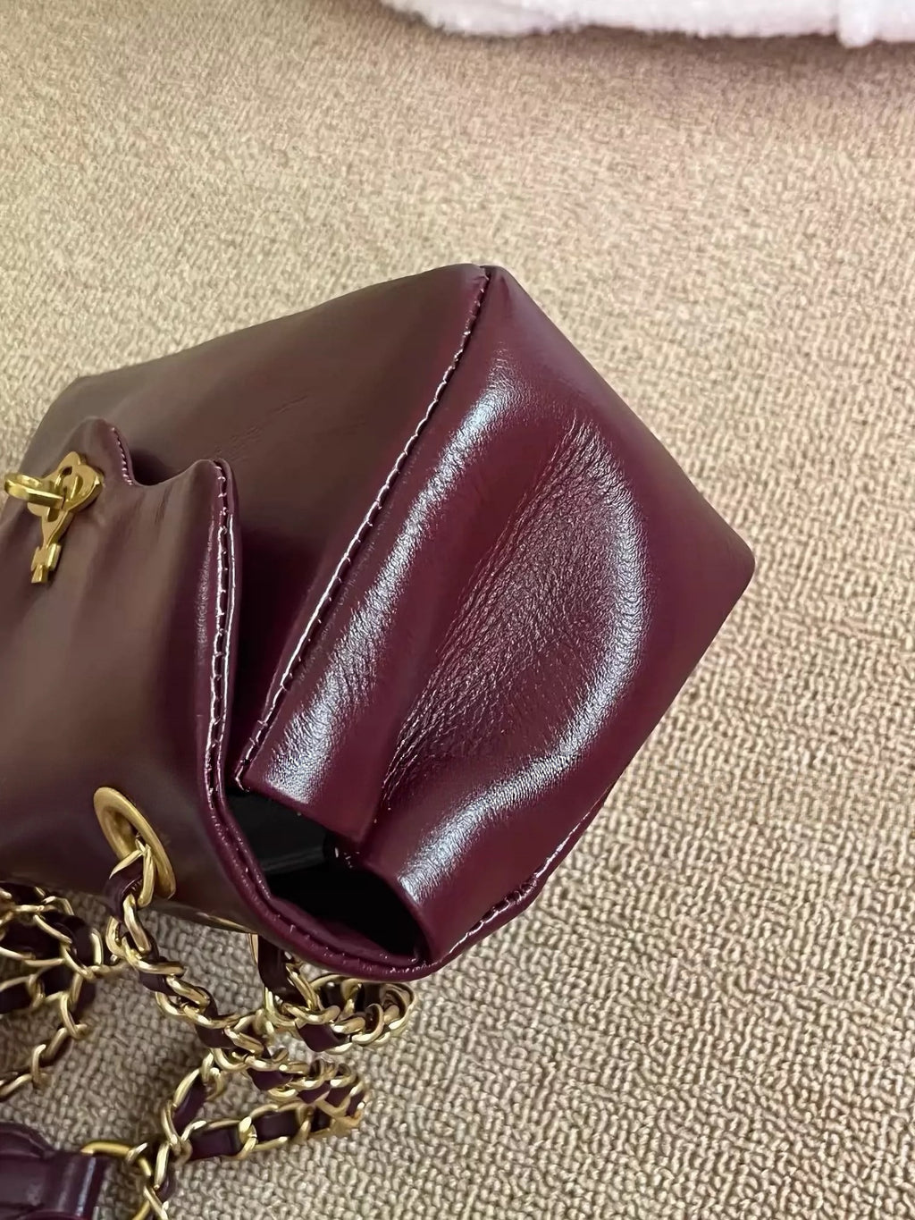 VW Anita Medium Bag - Maroon