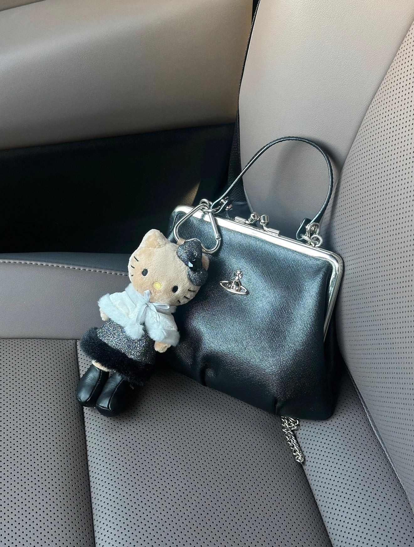 VW Granny Frame Purse - Matte Black
