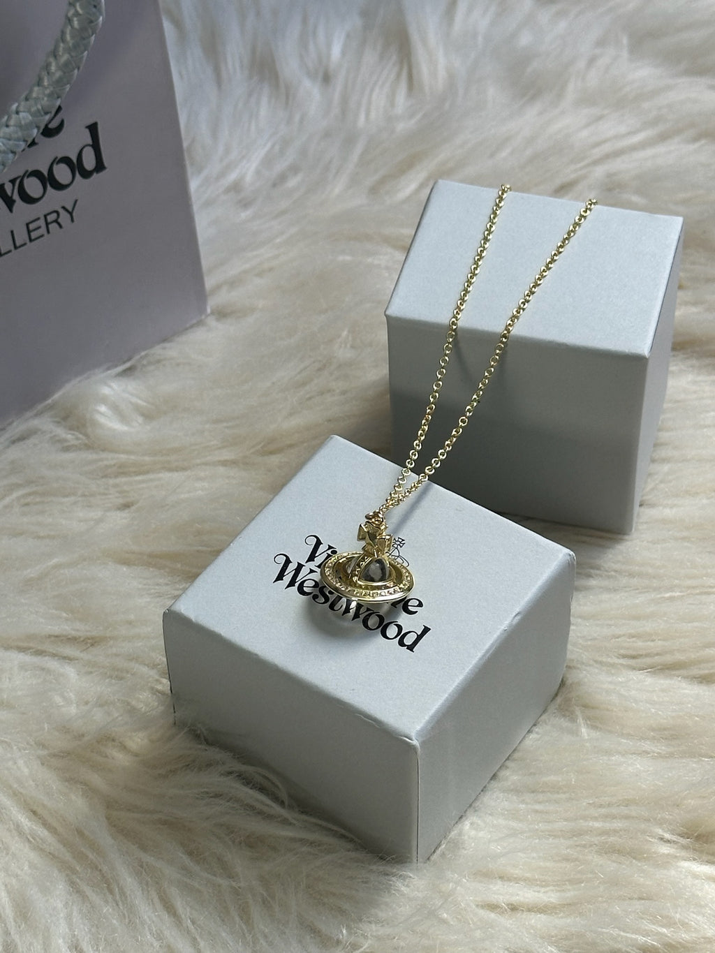 VW Orb Pendant Necklace - Gold