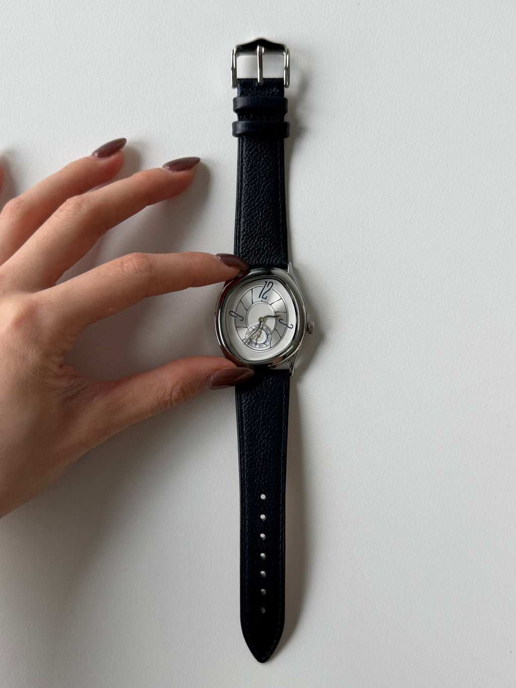 Vintage-Inspired Sculptural Watch