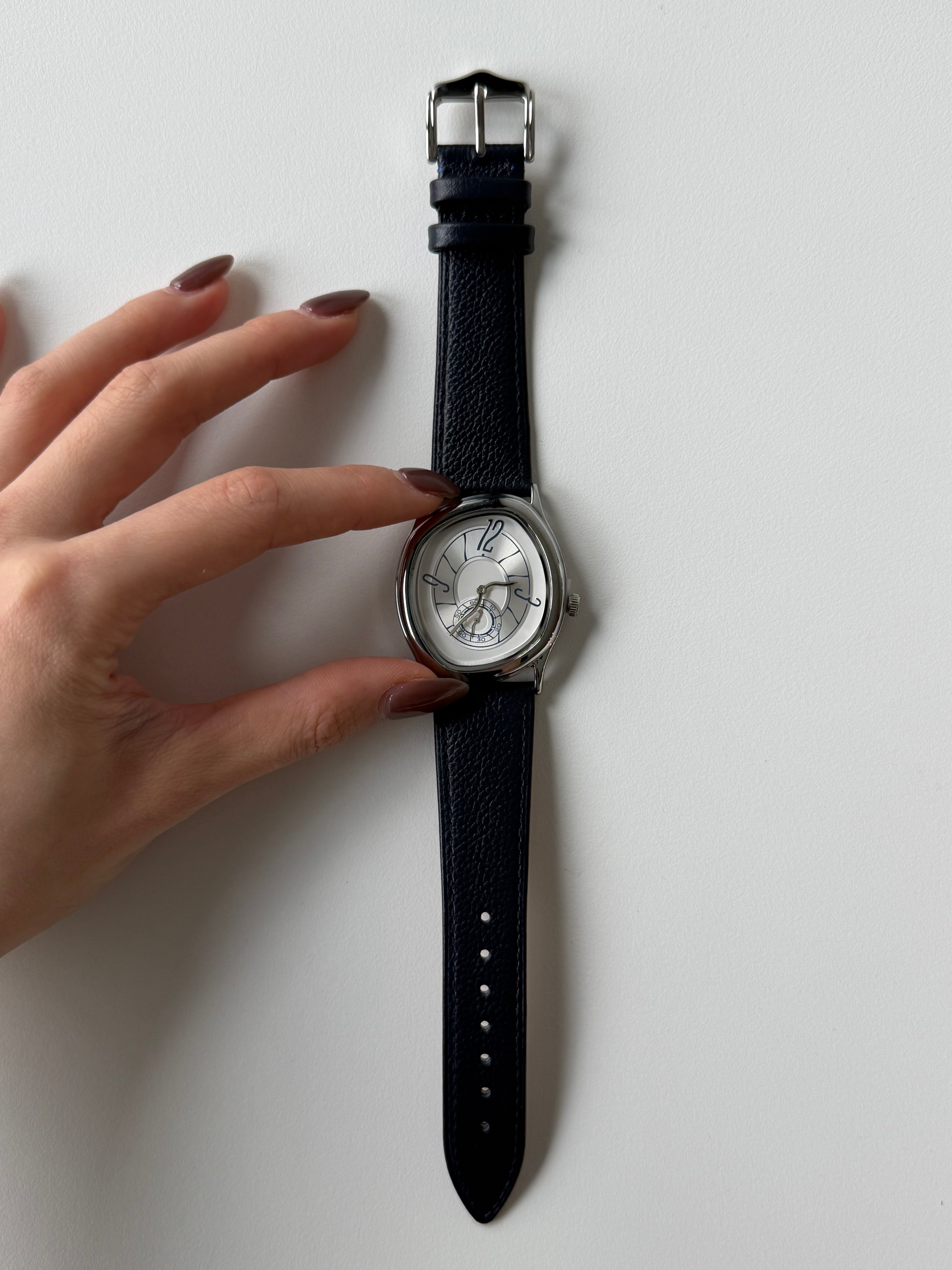Vintage-Inspired Sculptural Watch