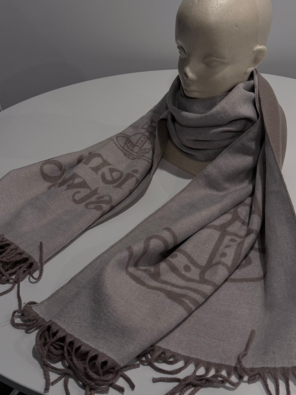 VW Single Orb And Lettering Scarf - Beige
