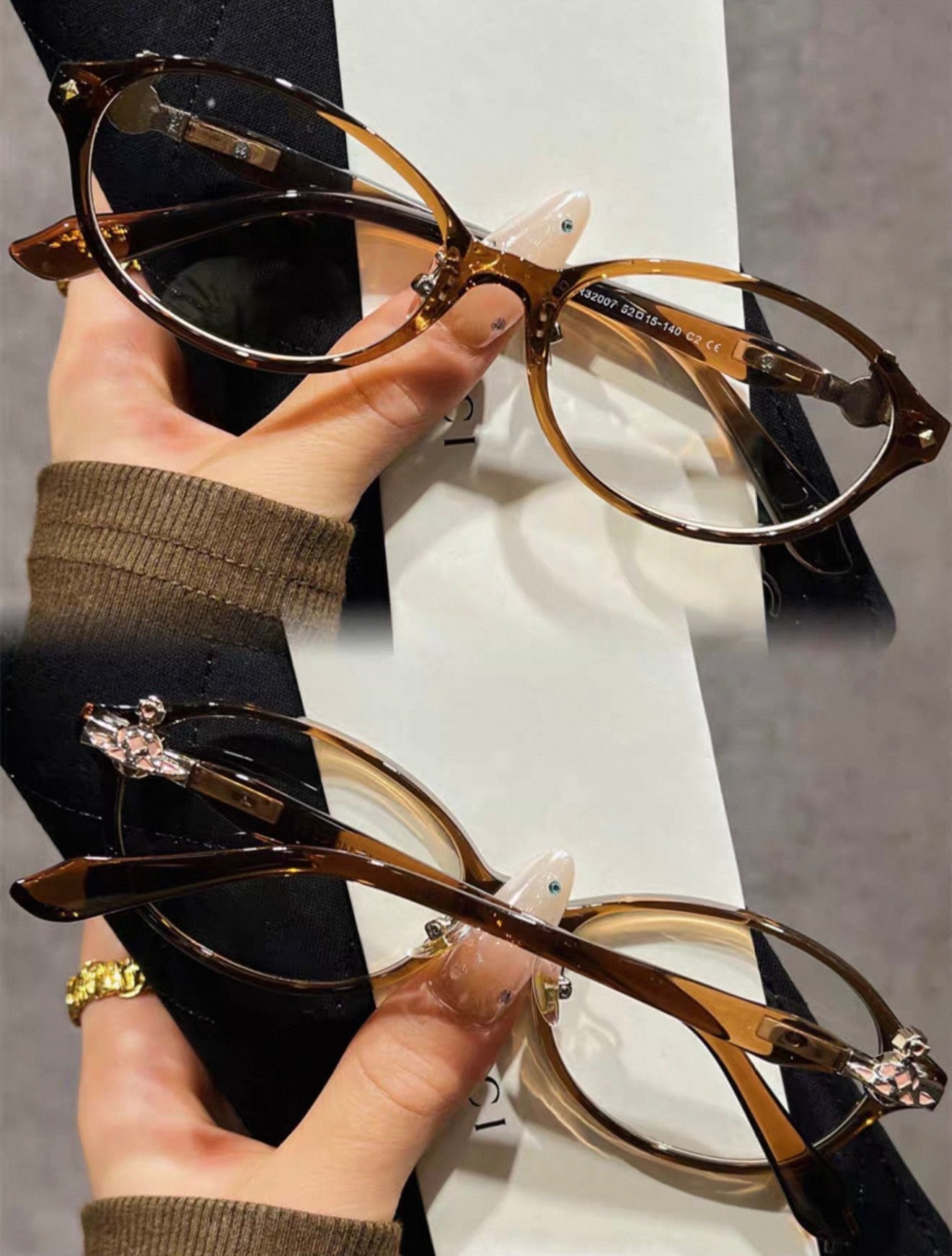 VW Vera Glasses - Brown