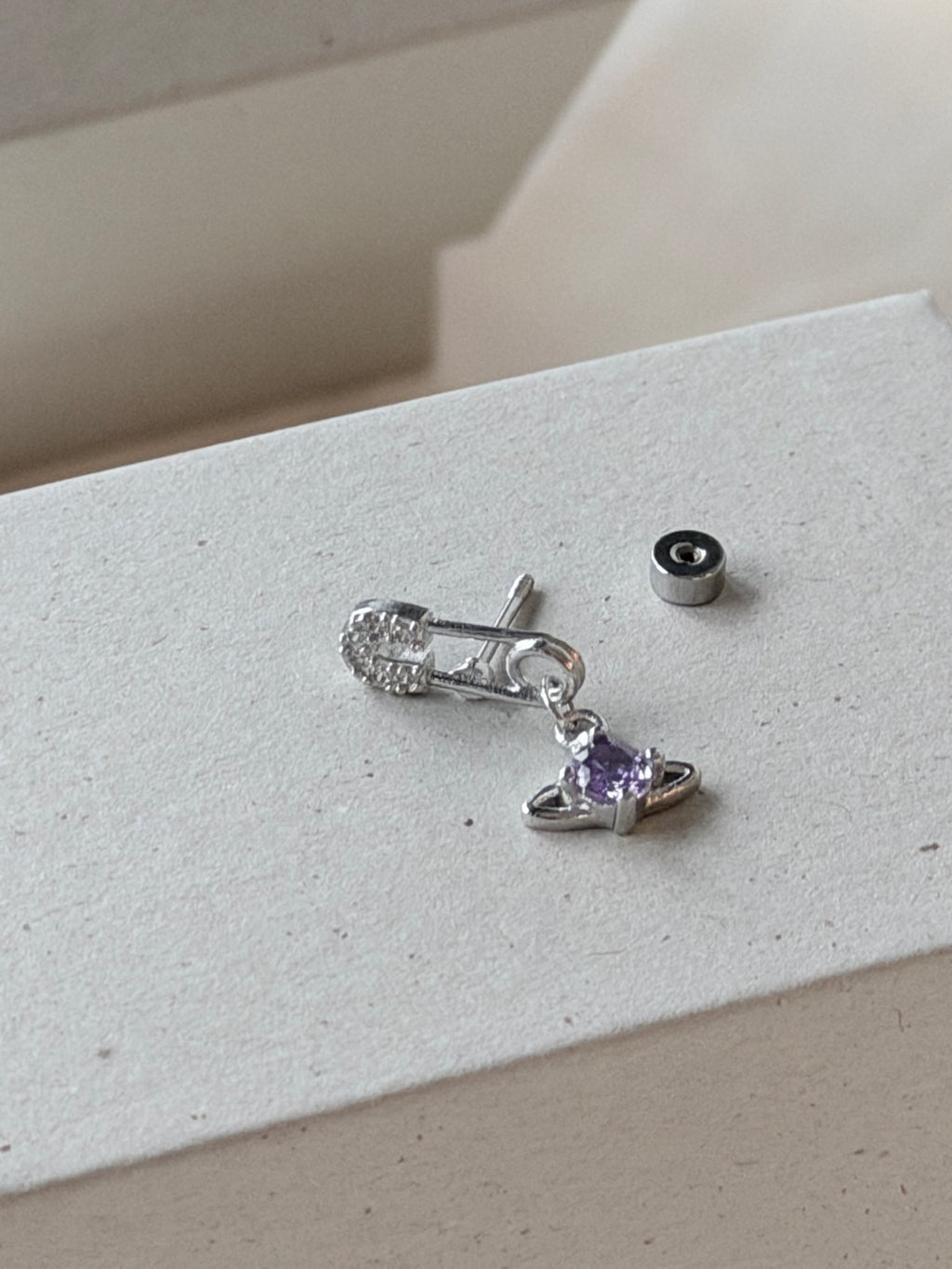 VW Mini Lucrece Earring - Purple