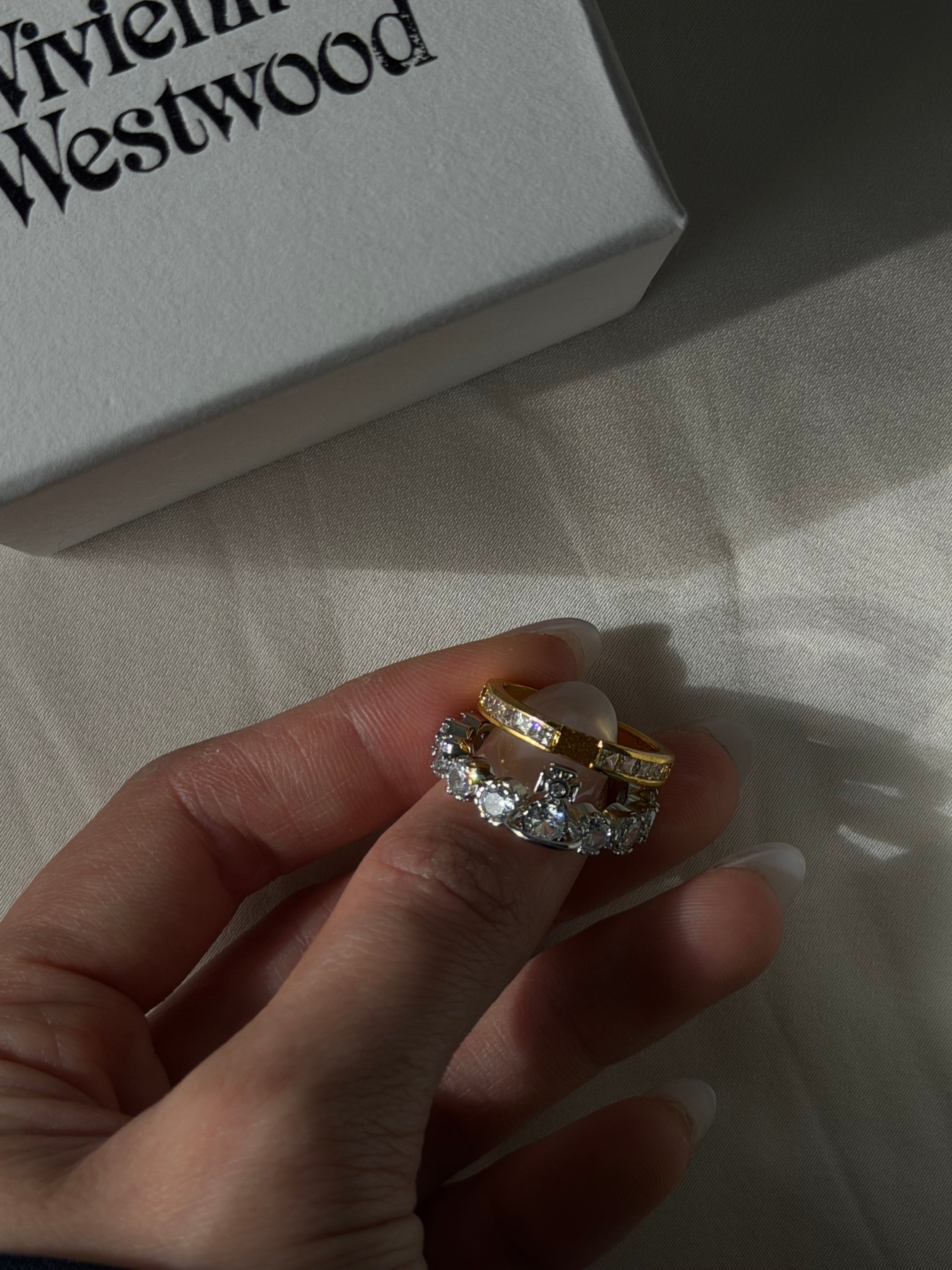 VW Crystal Orb Double Ring - Gold