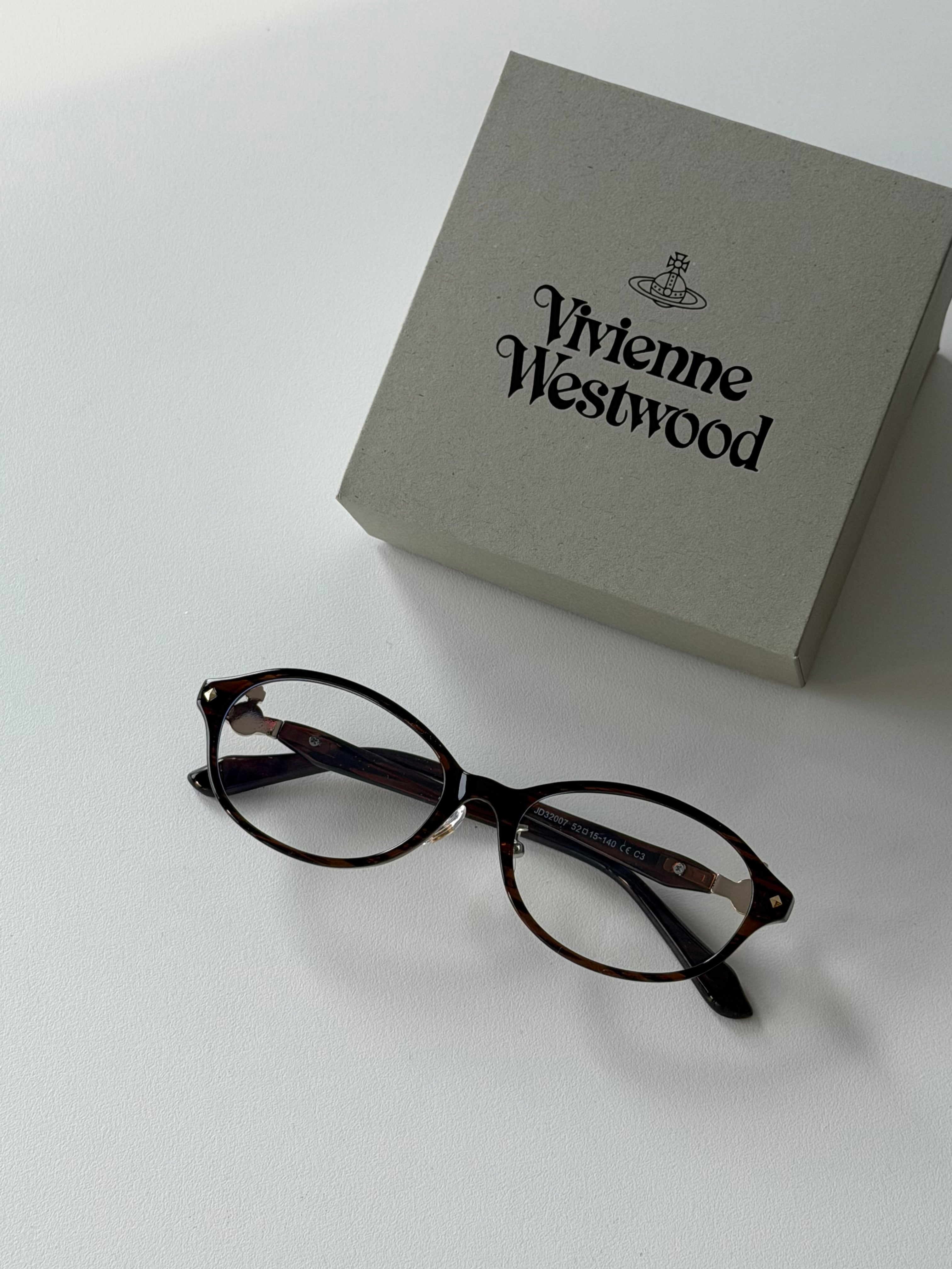 VW Vera Glasses - Brown Stripes