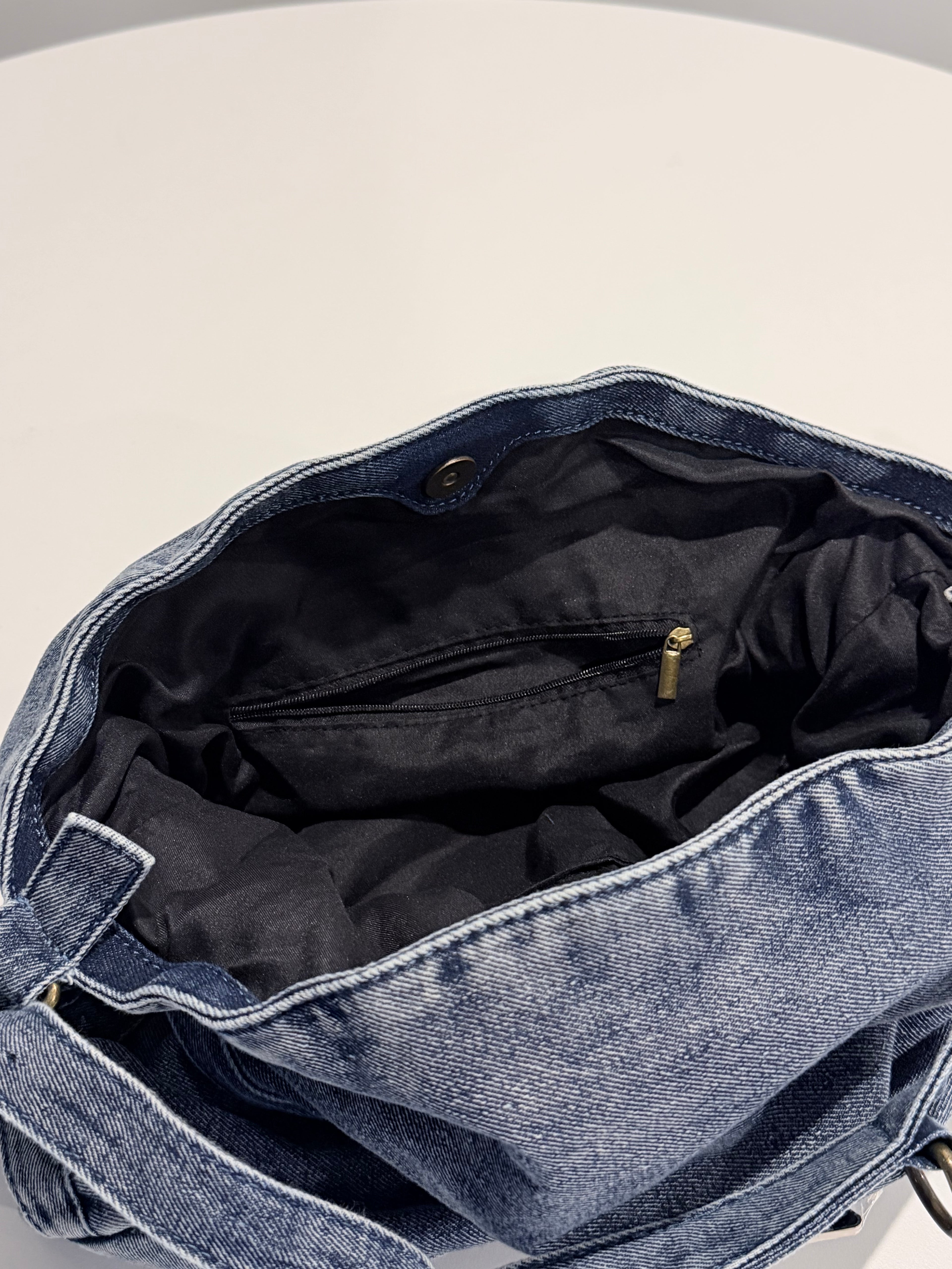 VW Maxime Large Shoulder Bag - Denim