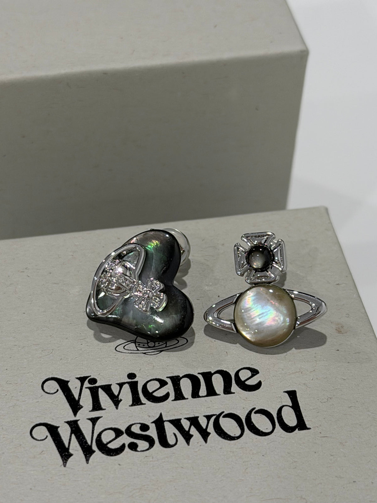 Boucles d'oreilles Duo Cœur et Orbe VW - Noir