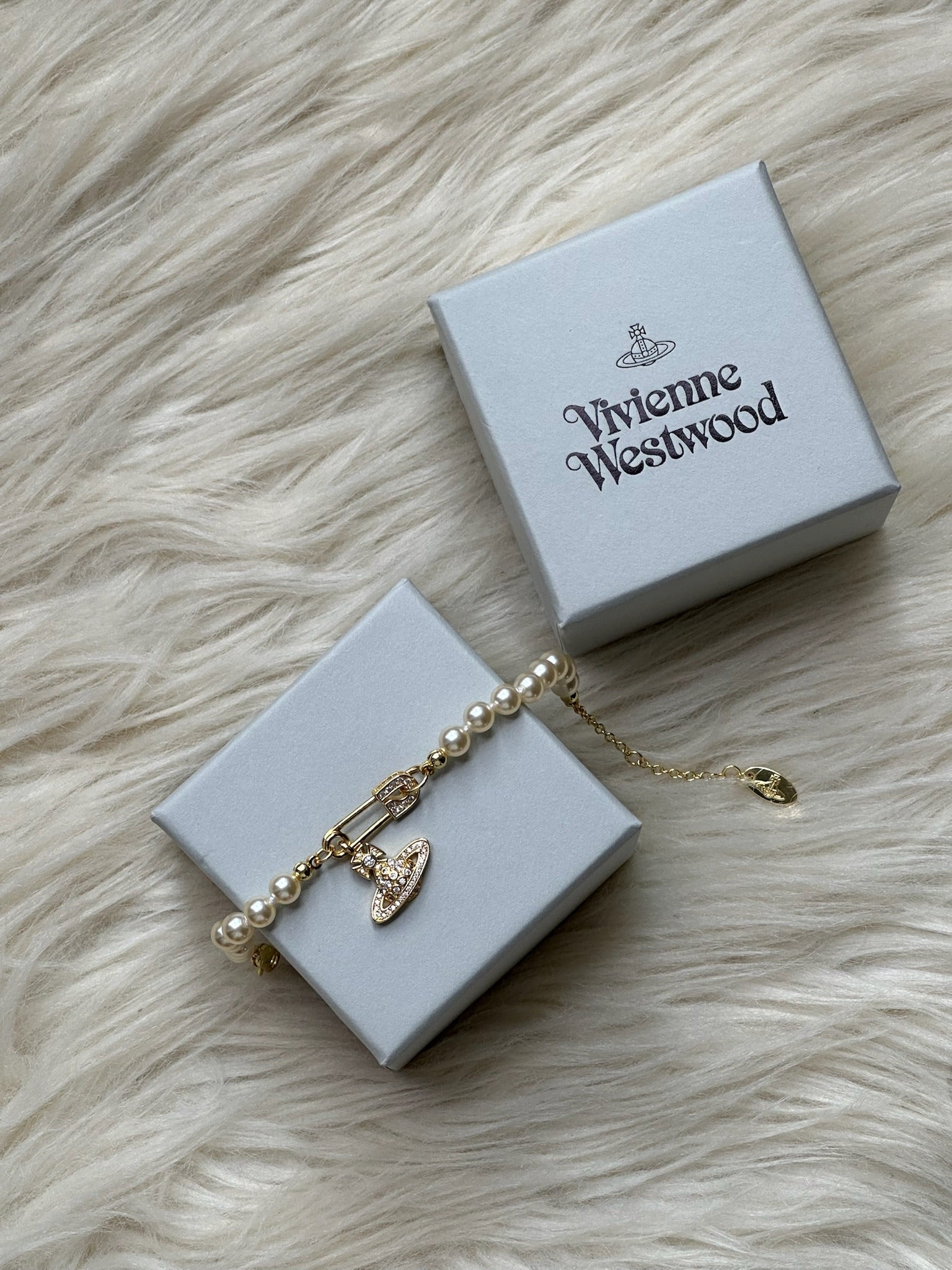 VW Lucrece Pearl Bracelet - Gold