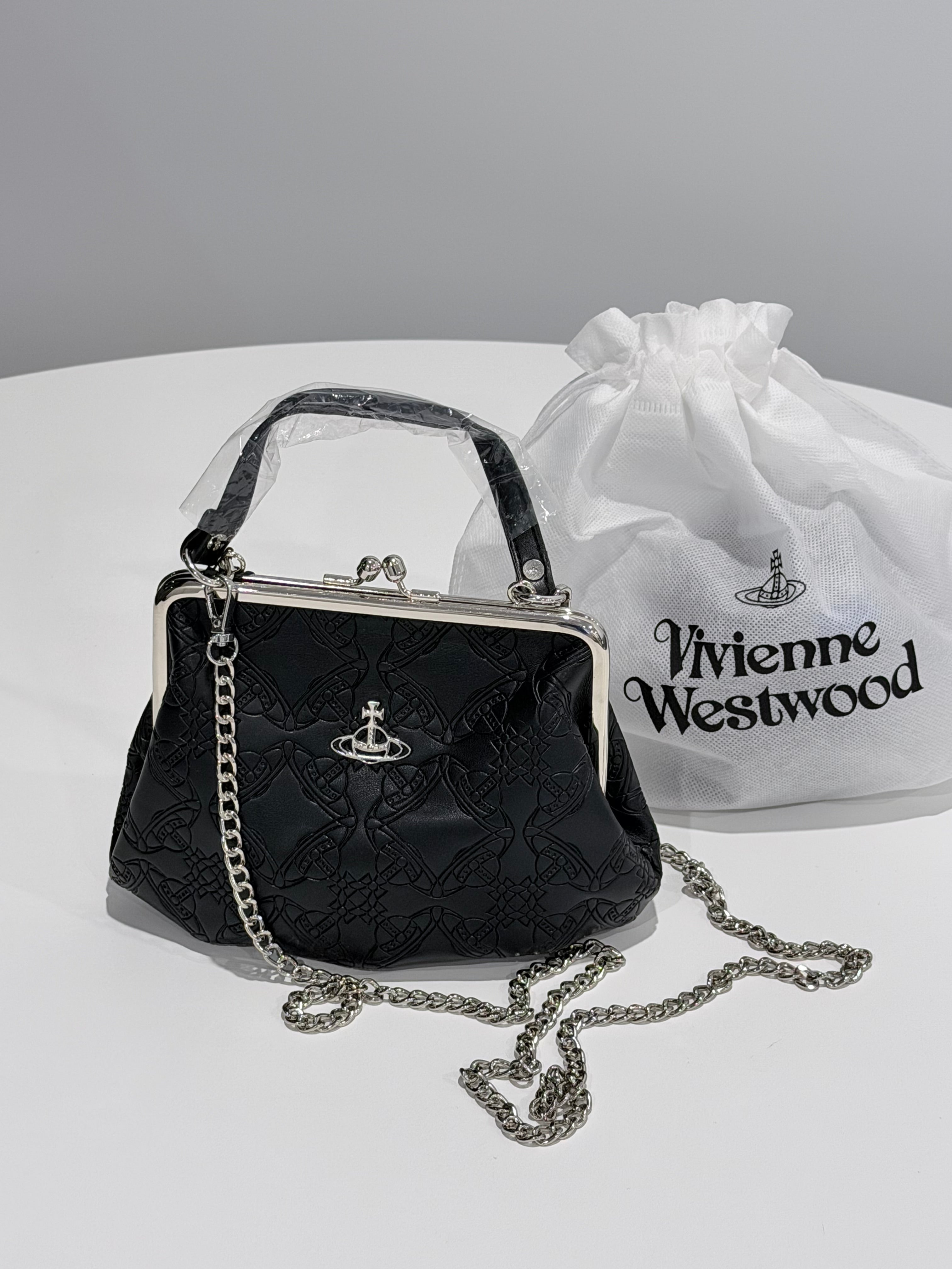 VW Granny Frame Purse - Black Print