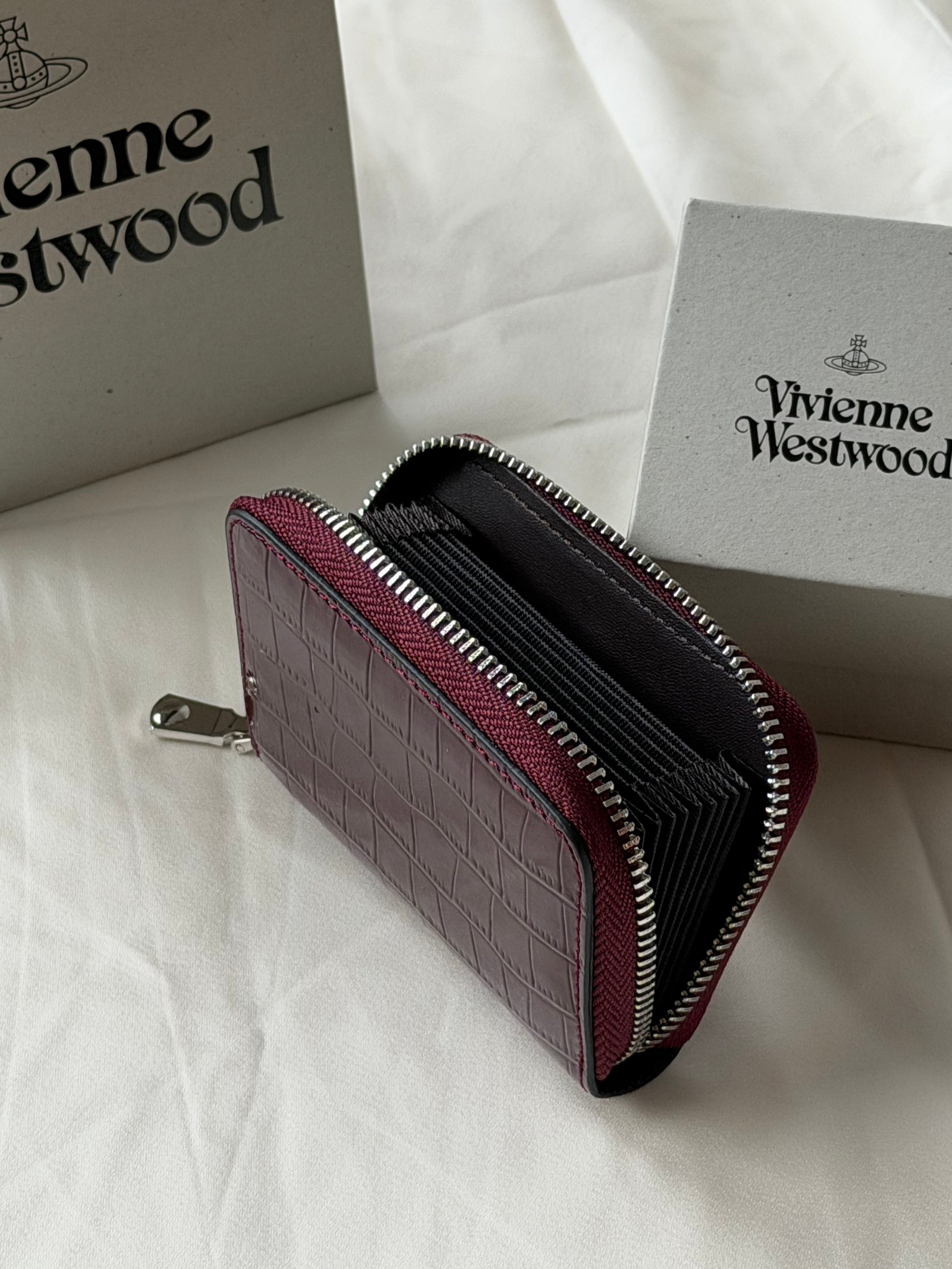 VW Accordion Zip Card Holder - Maroon
