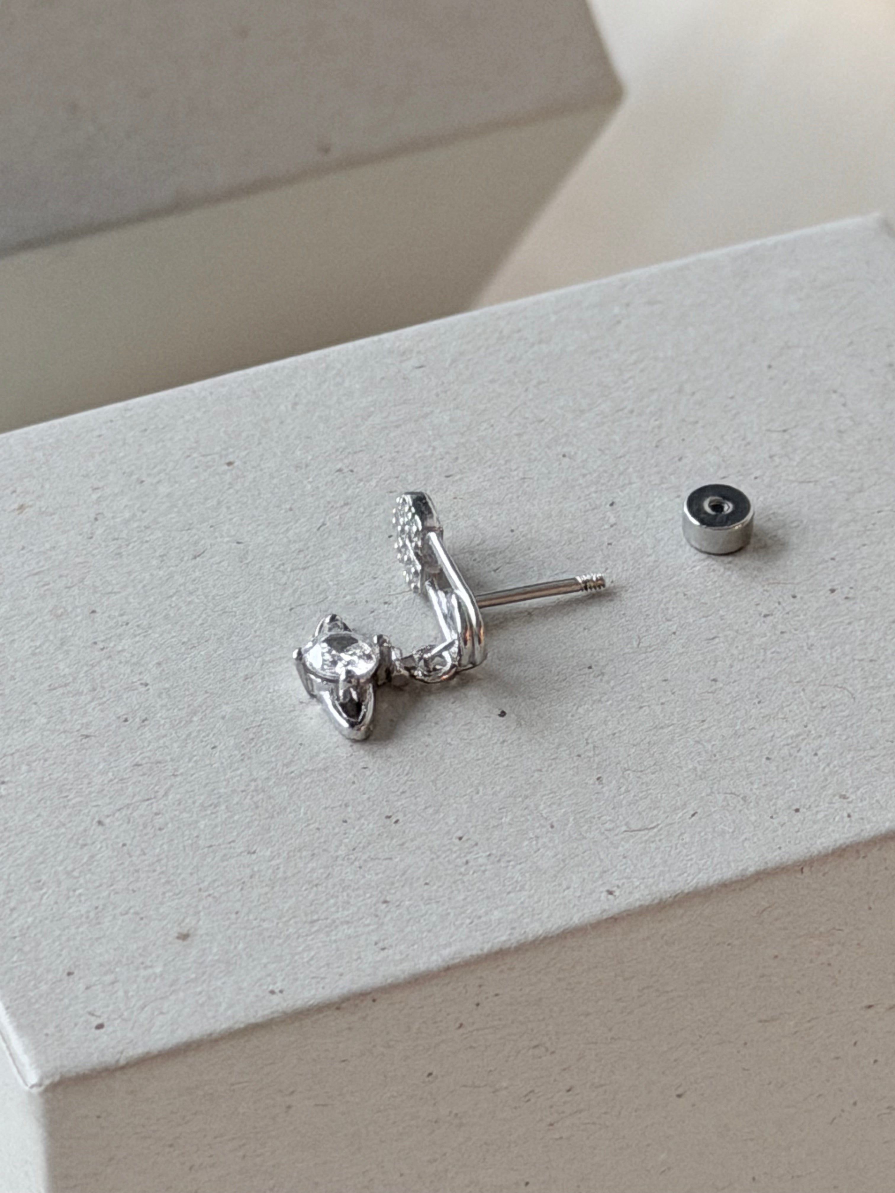 VW Mini Lucrece Earring - Silver
