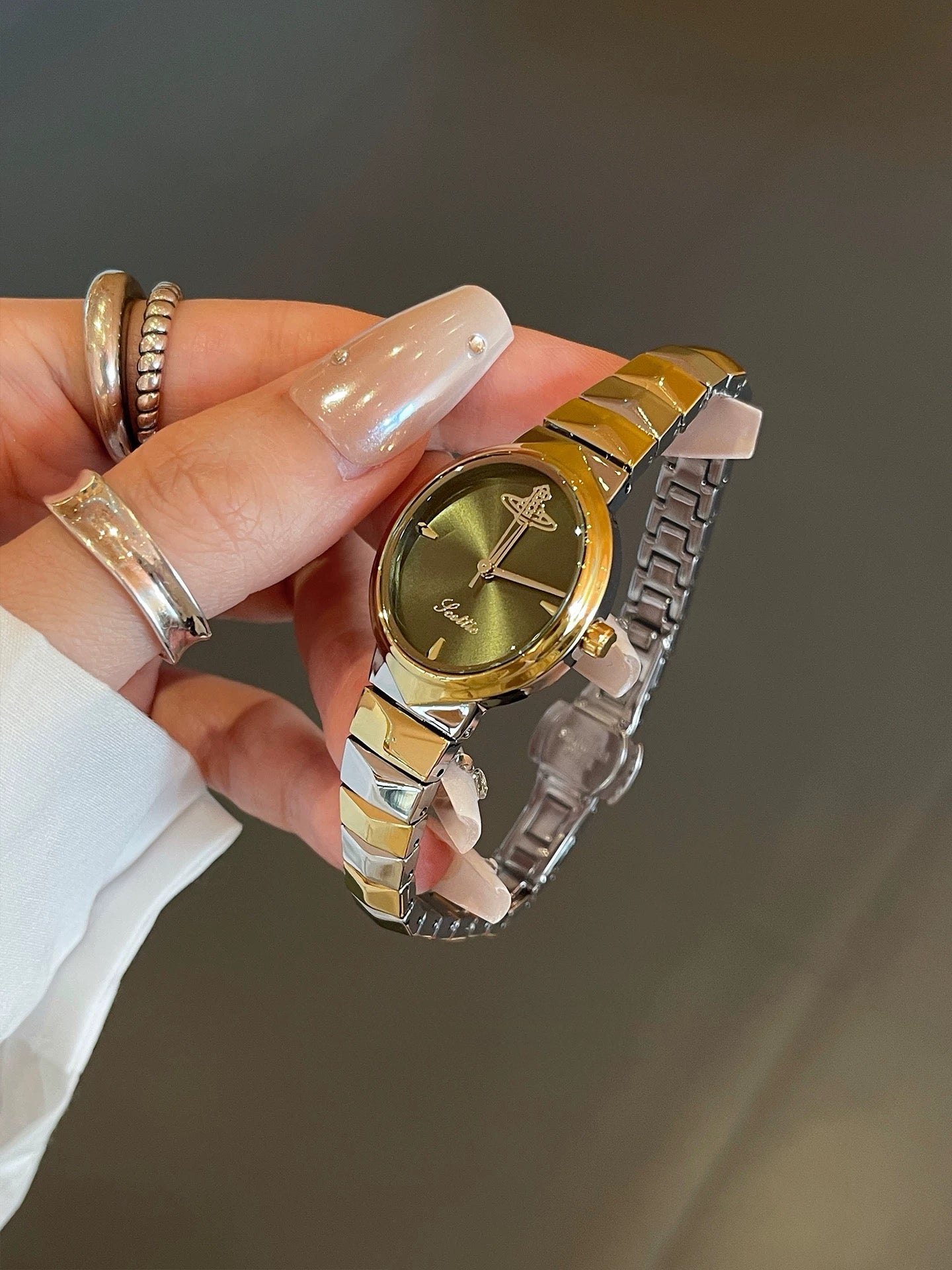 VW Armour Watch - Olive/Silver Link