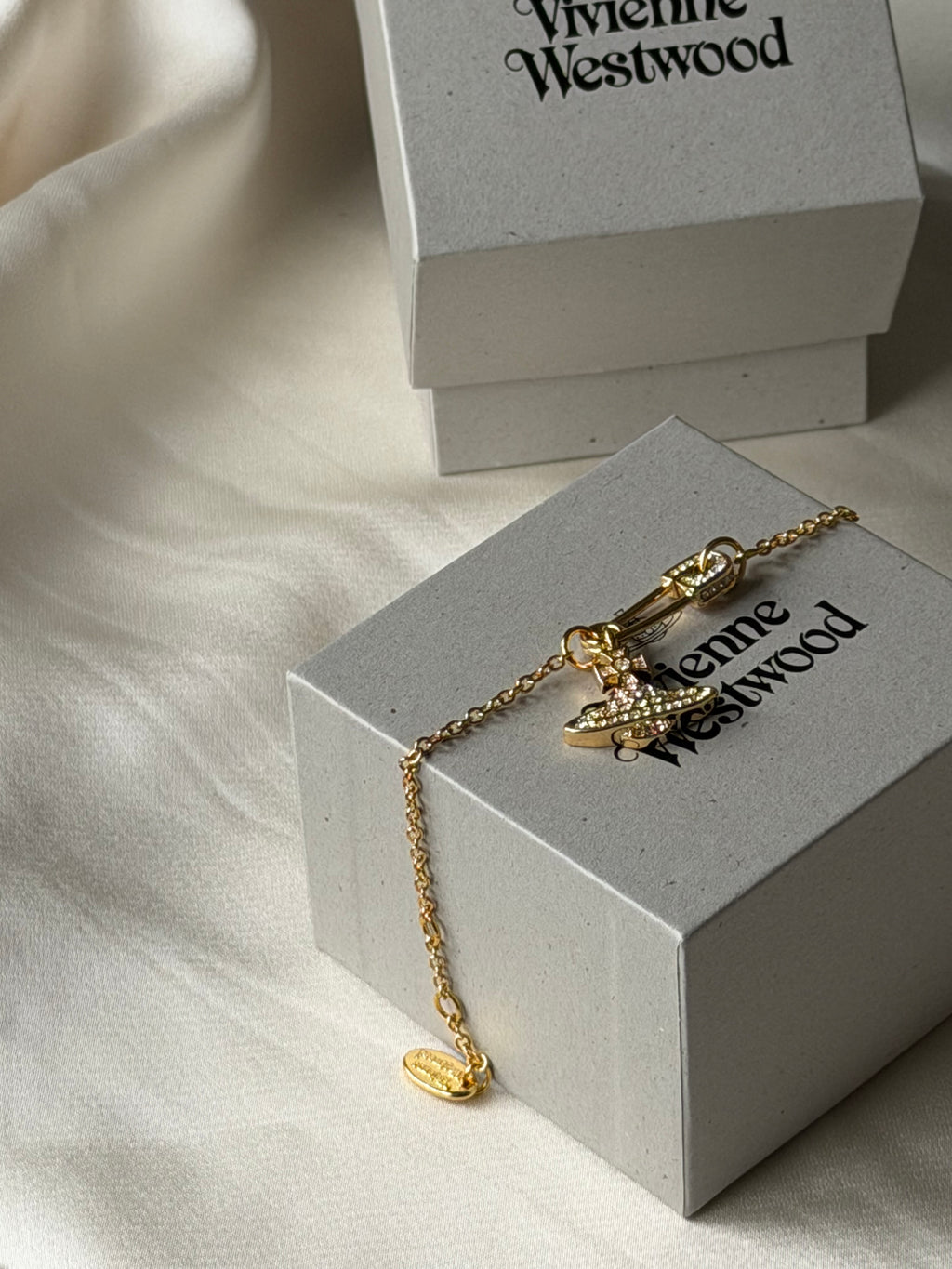 VW Lucrece Bracelet - Gold