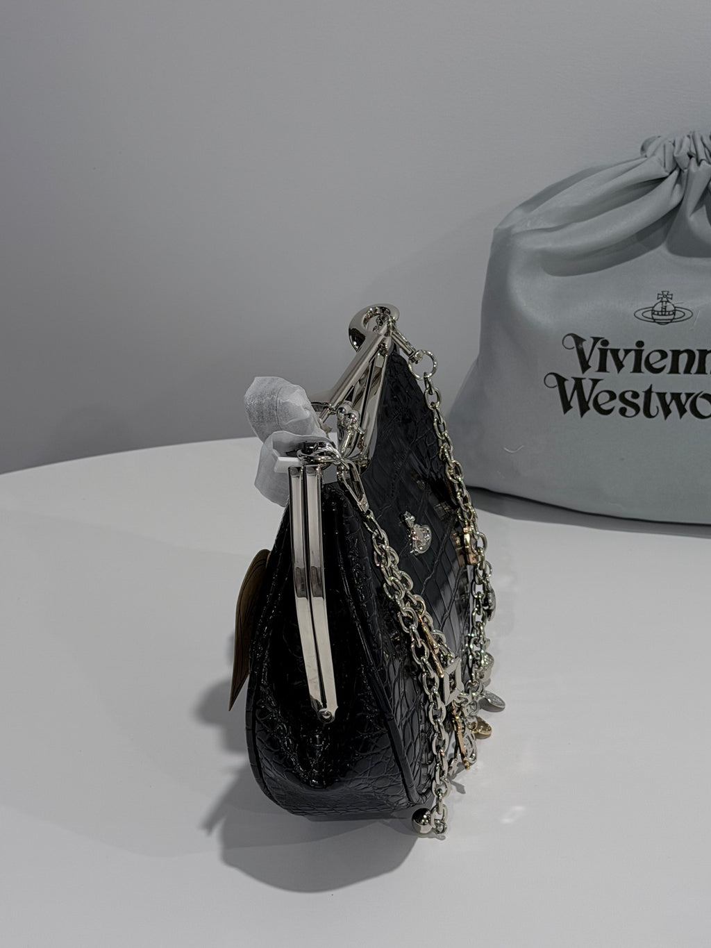 VW Charm Frame Purse - Glossy Black