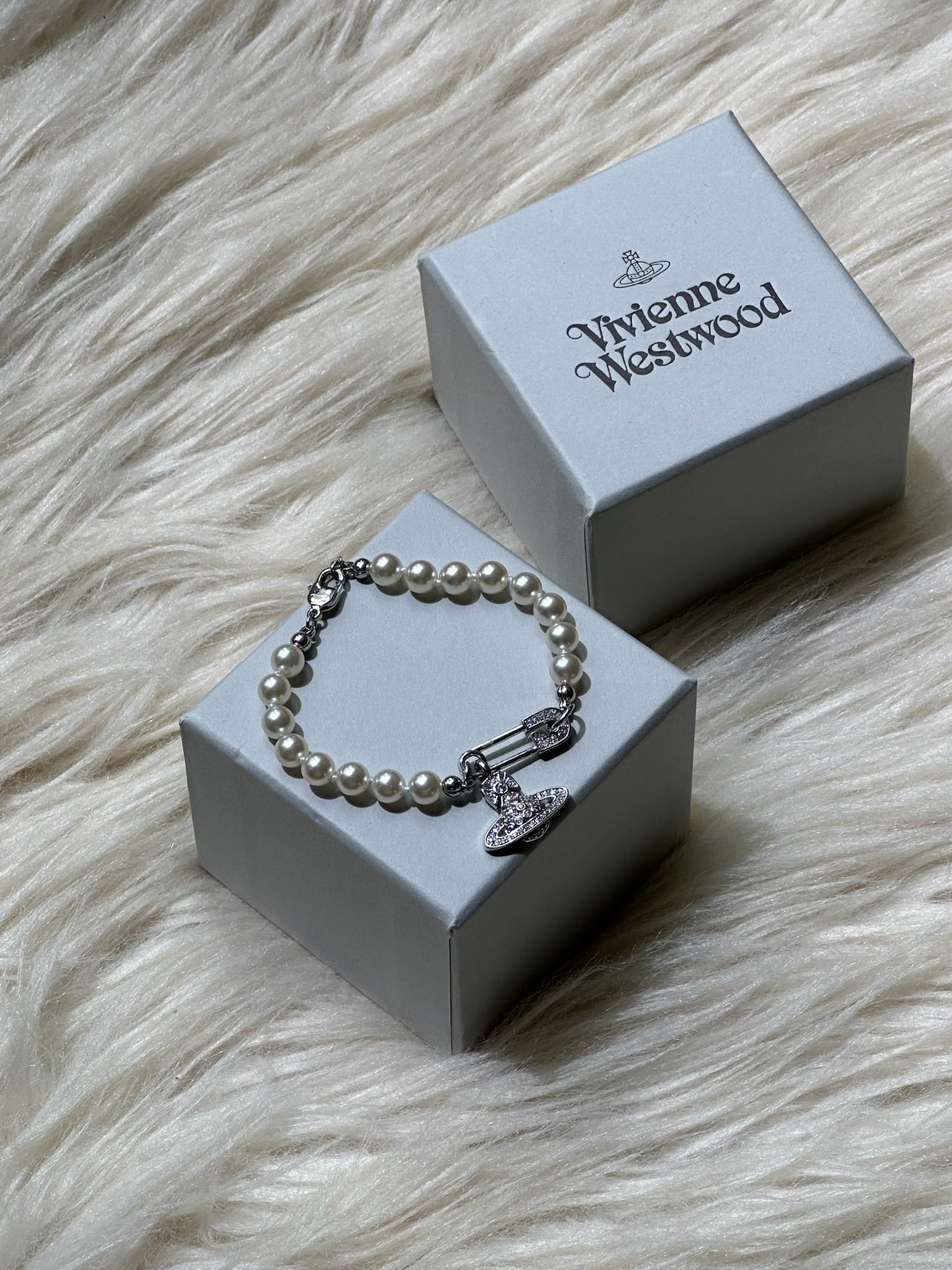 VW Lucrece Pearl Bracelet - Silver