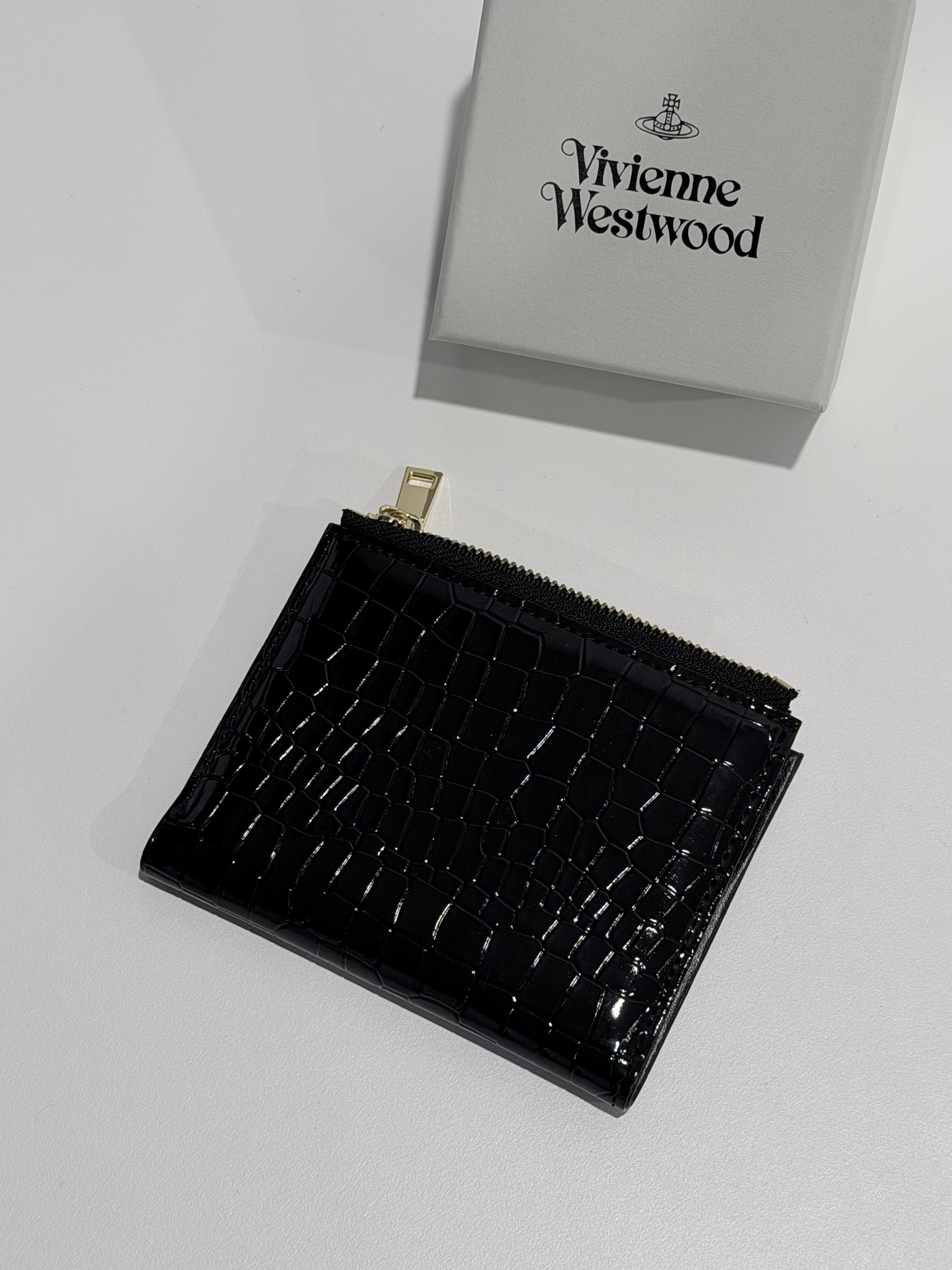 VW Slim Flap Purse - Black