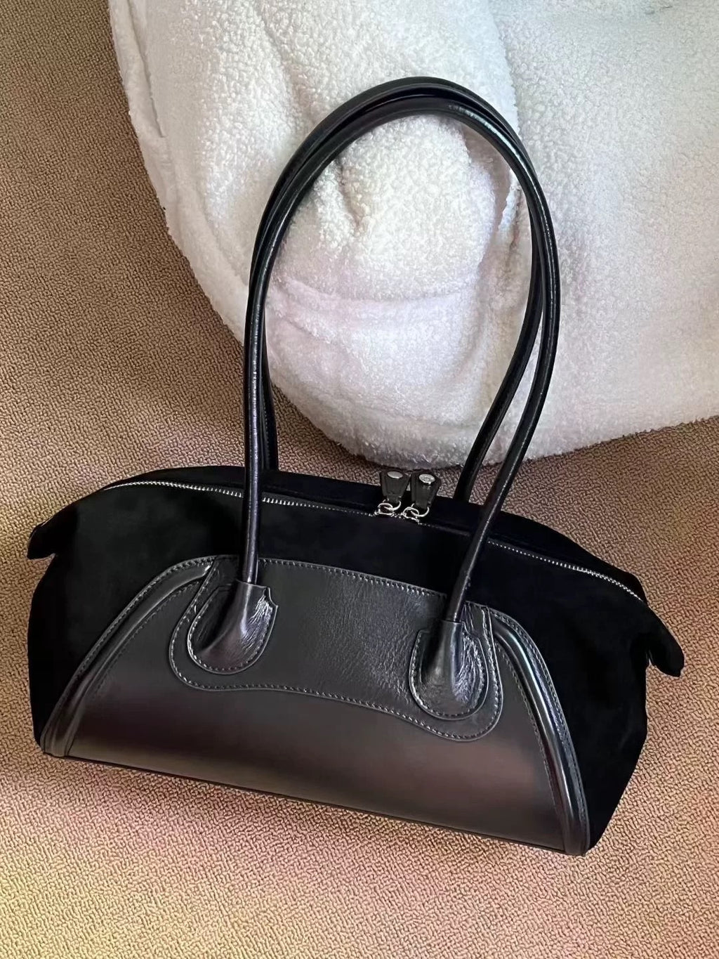 VW Shirley Small Holdall