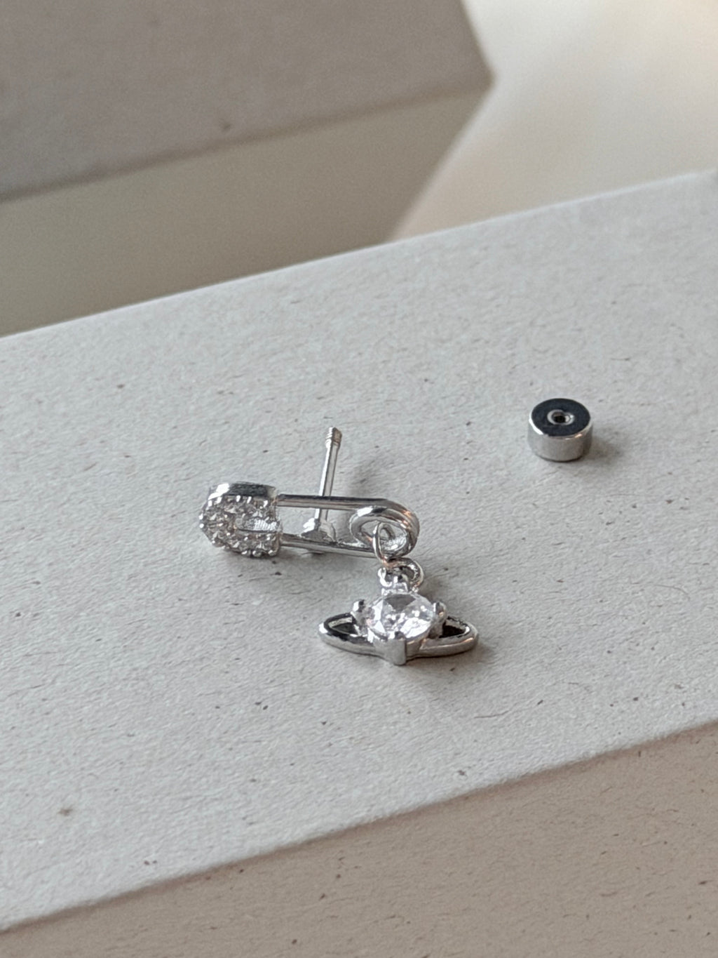 VW Mini Lucrece Earring - Silver