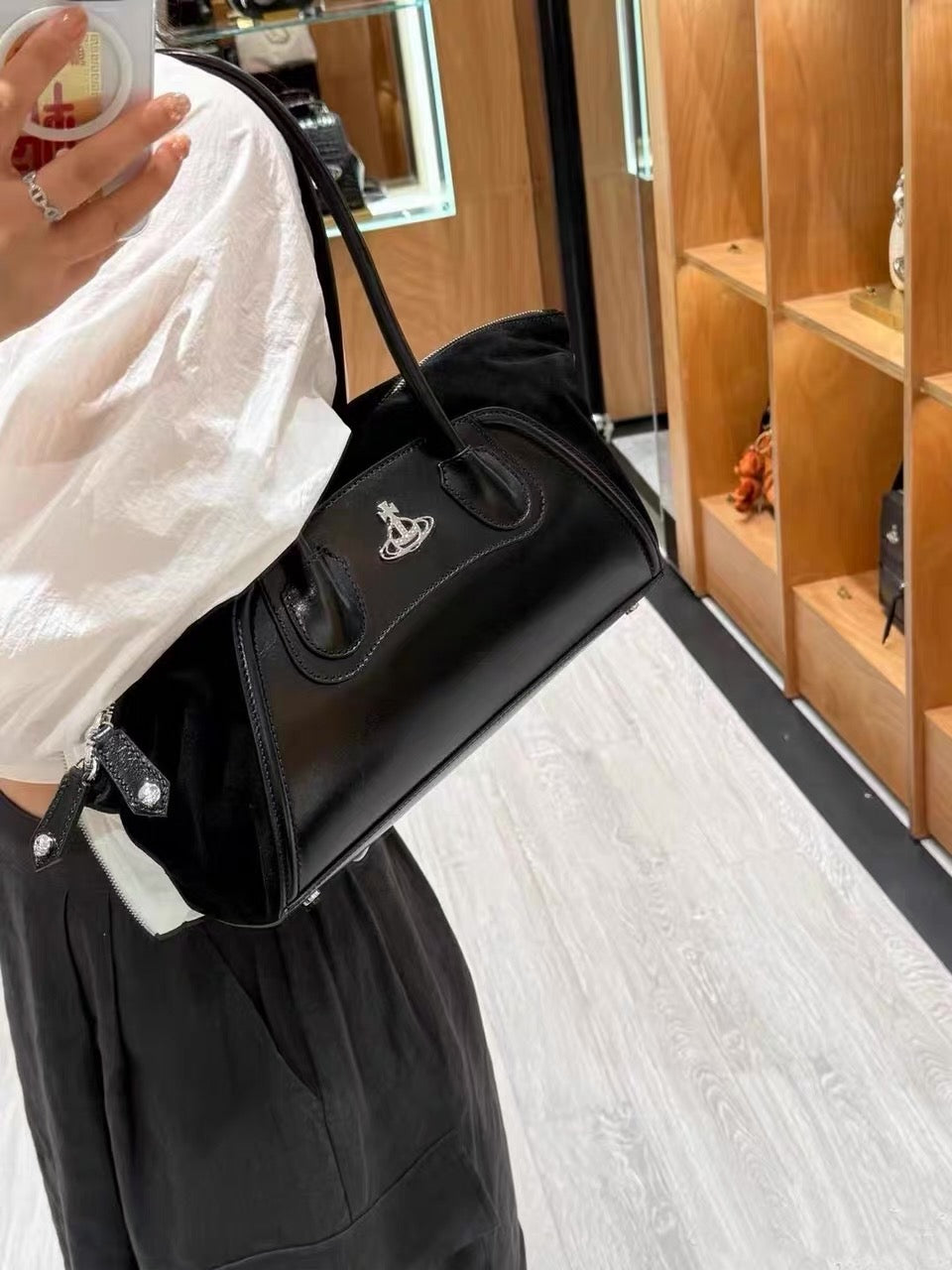 VW Shirley Small Holdall