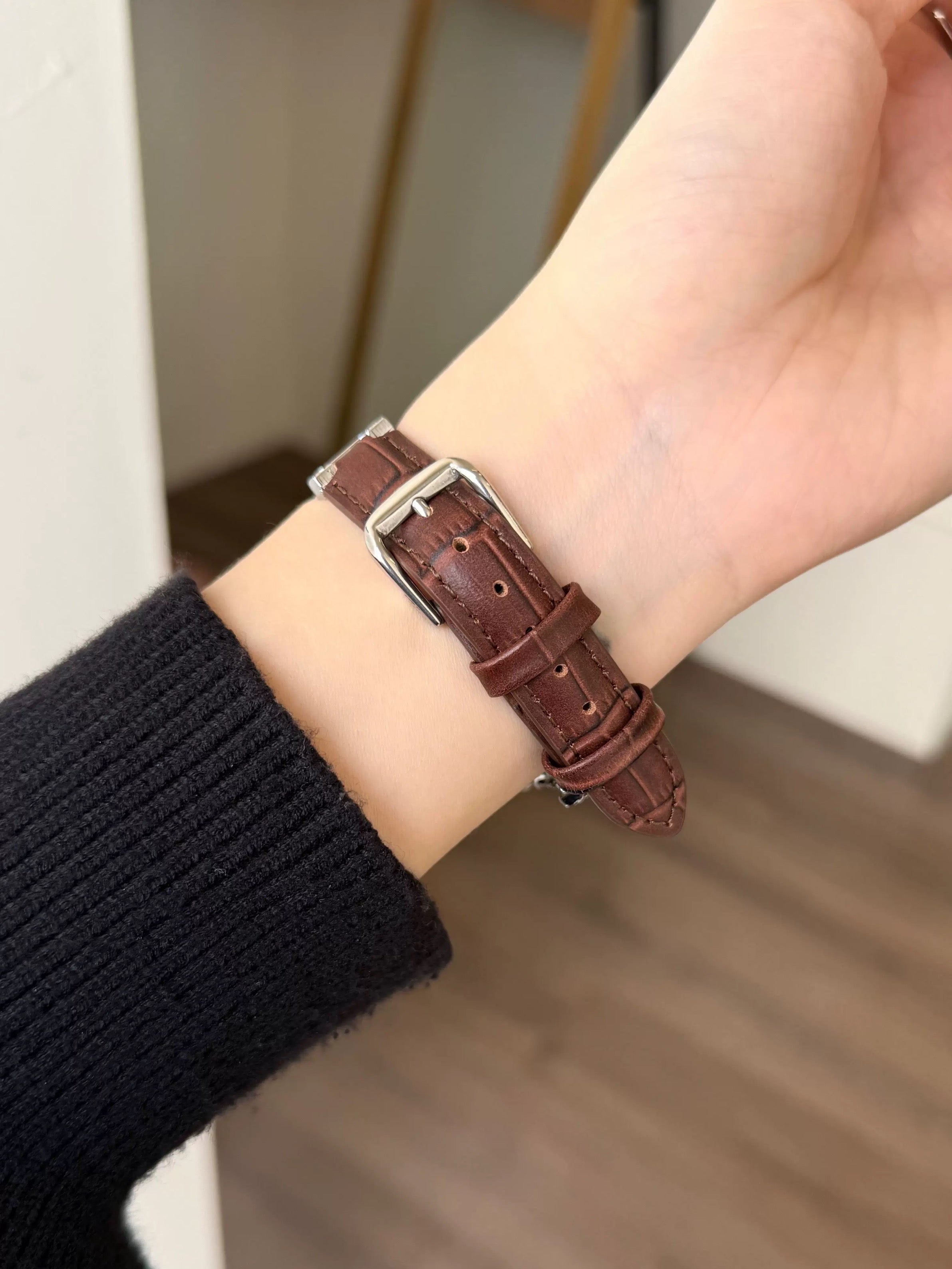 VW Vienna Crystal Watch Strap - Brown