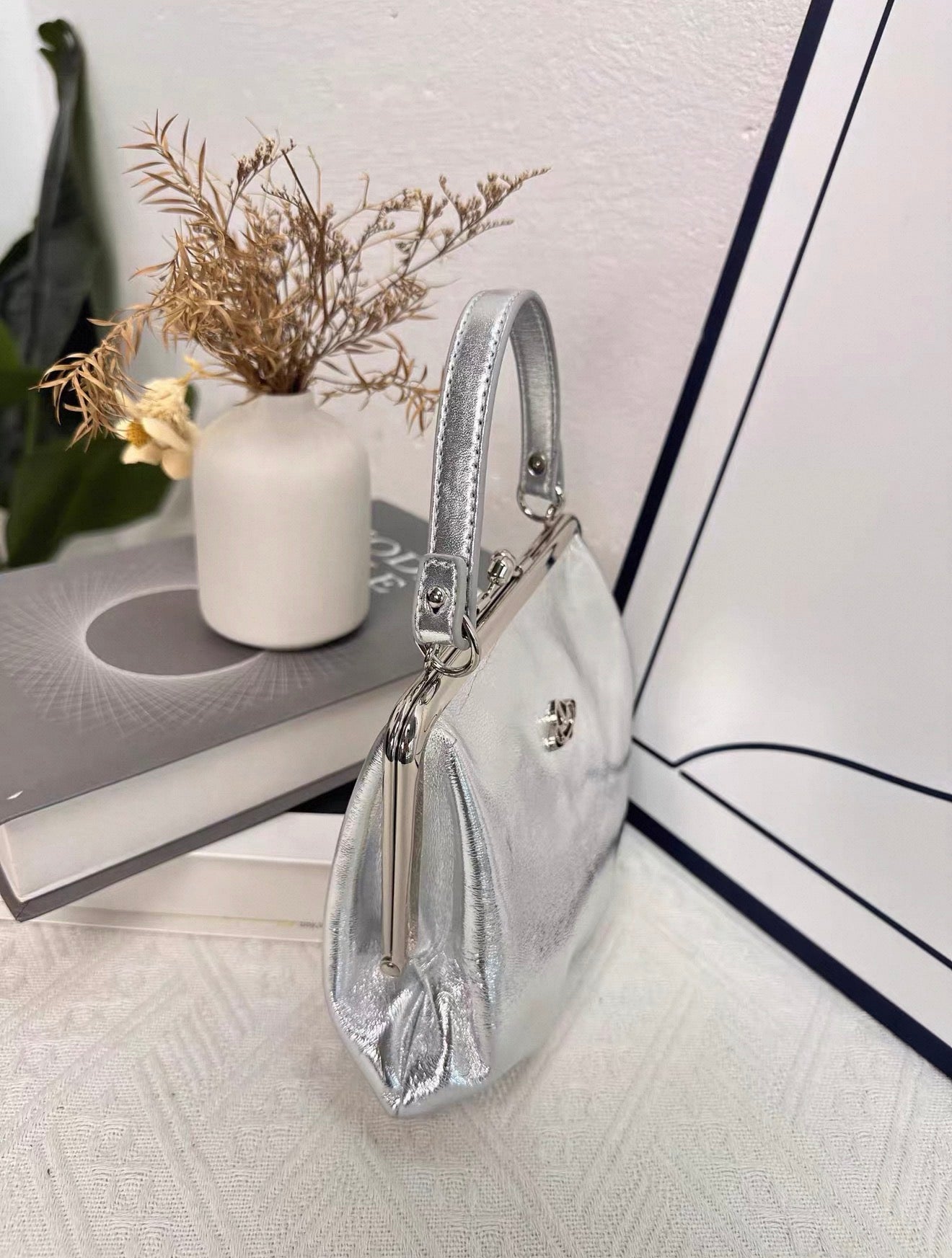 VW Granny Frame Purse - Silver