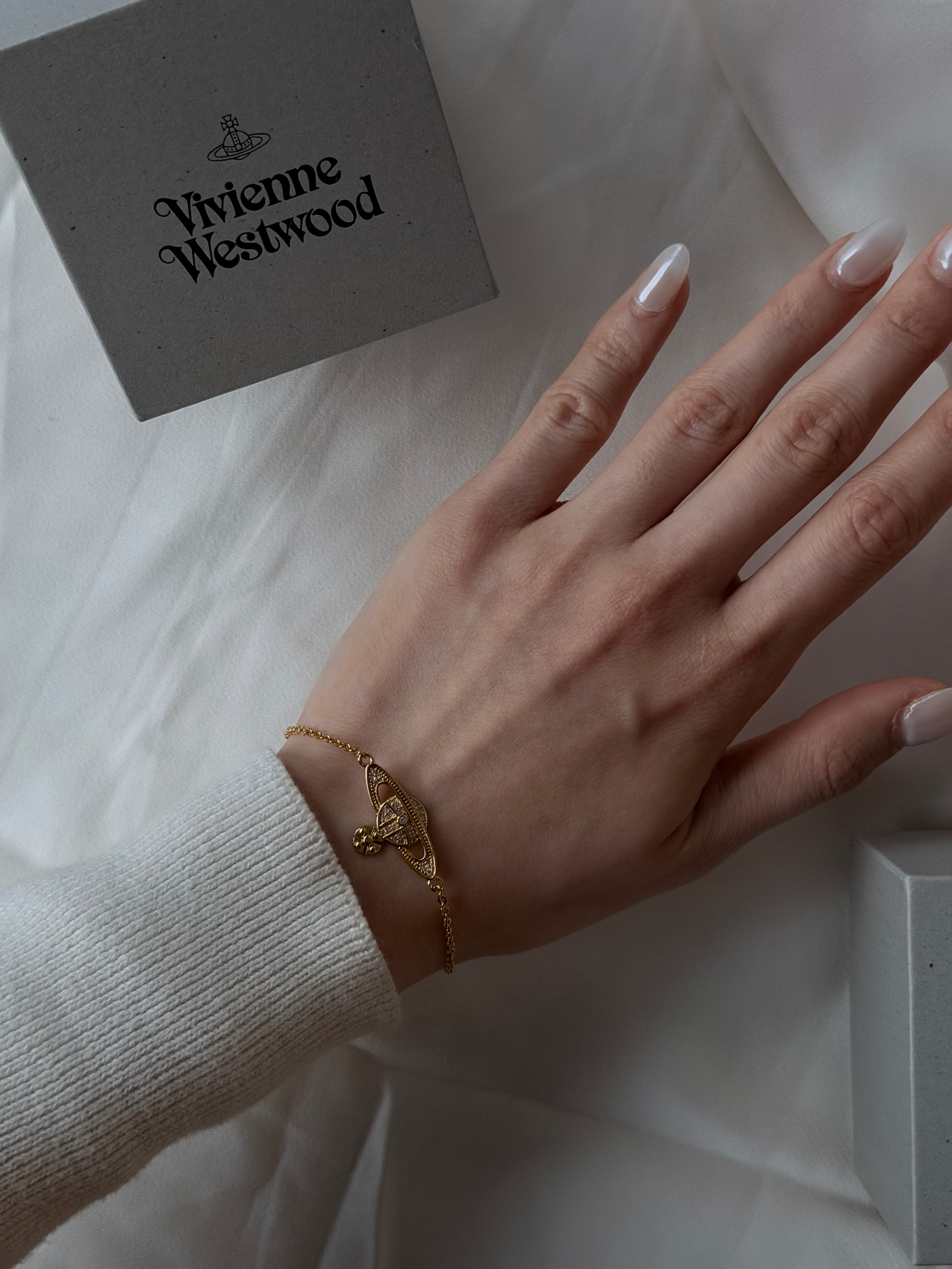 VW Mini Bas Relief Bracelet - Gold