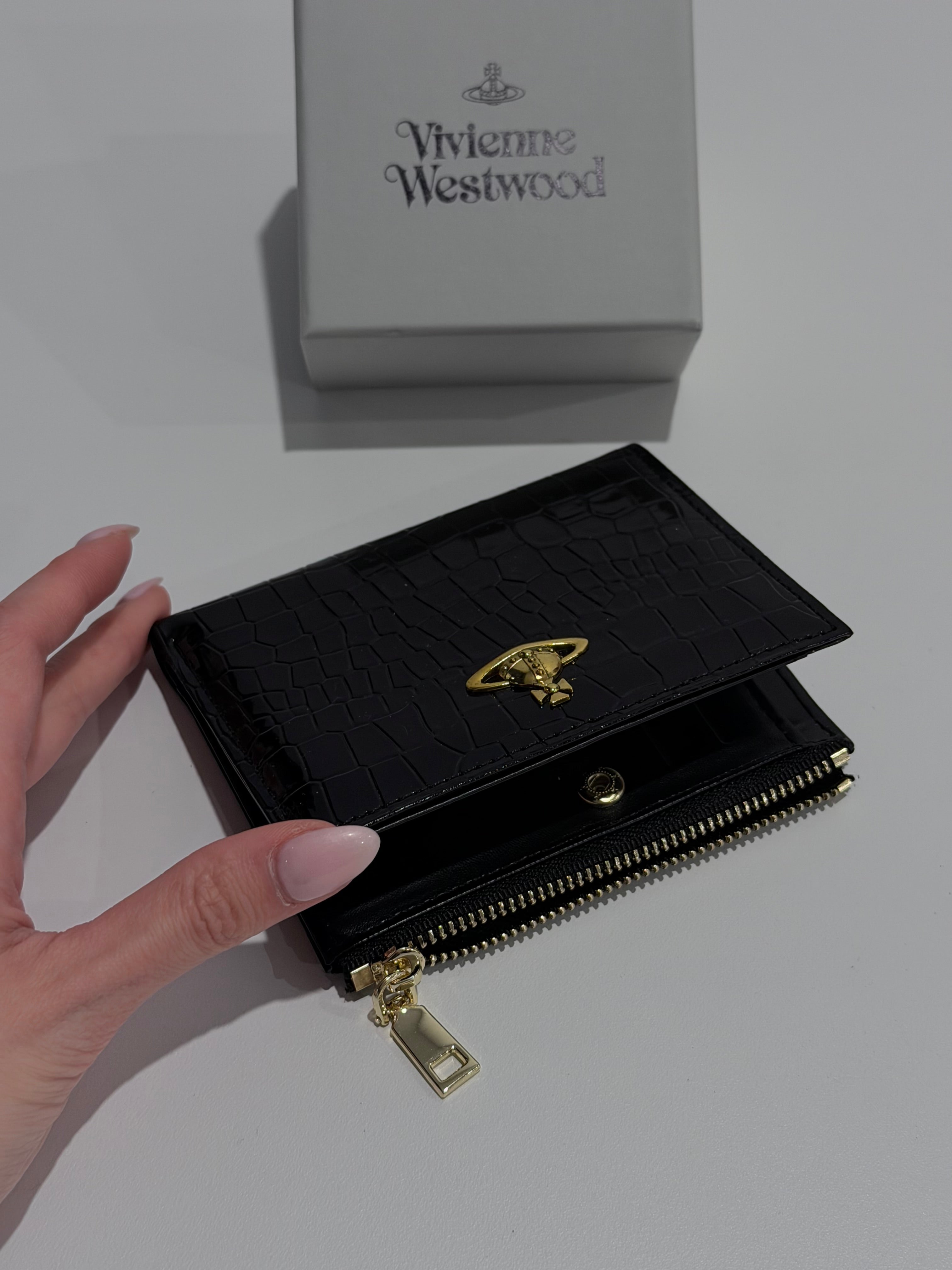 VW Slim Flap Purse - Black
