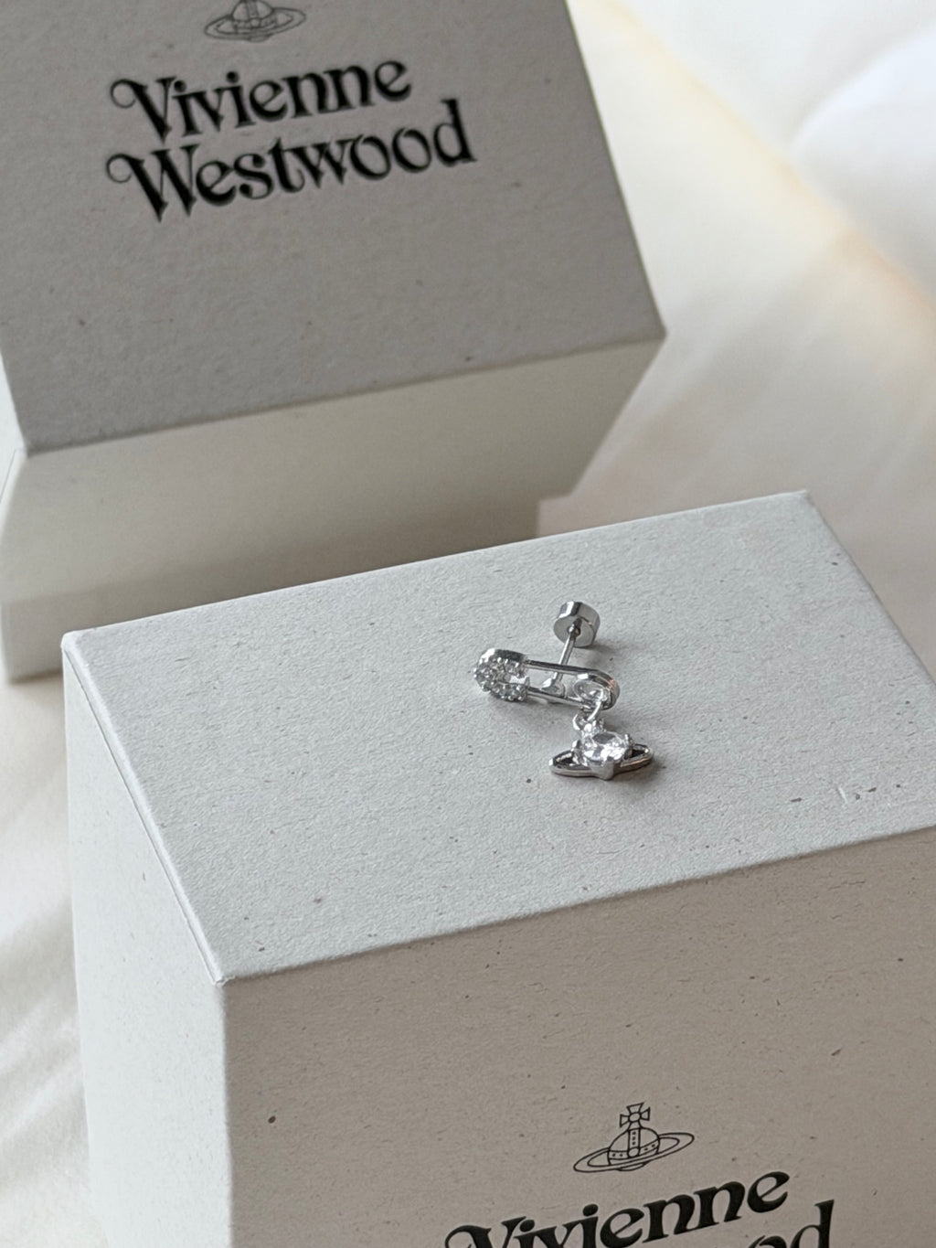 VW Mini Lucrece Earring - Silver