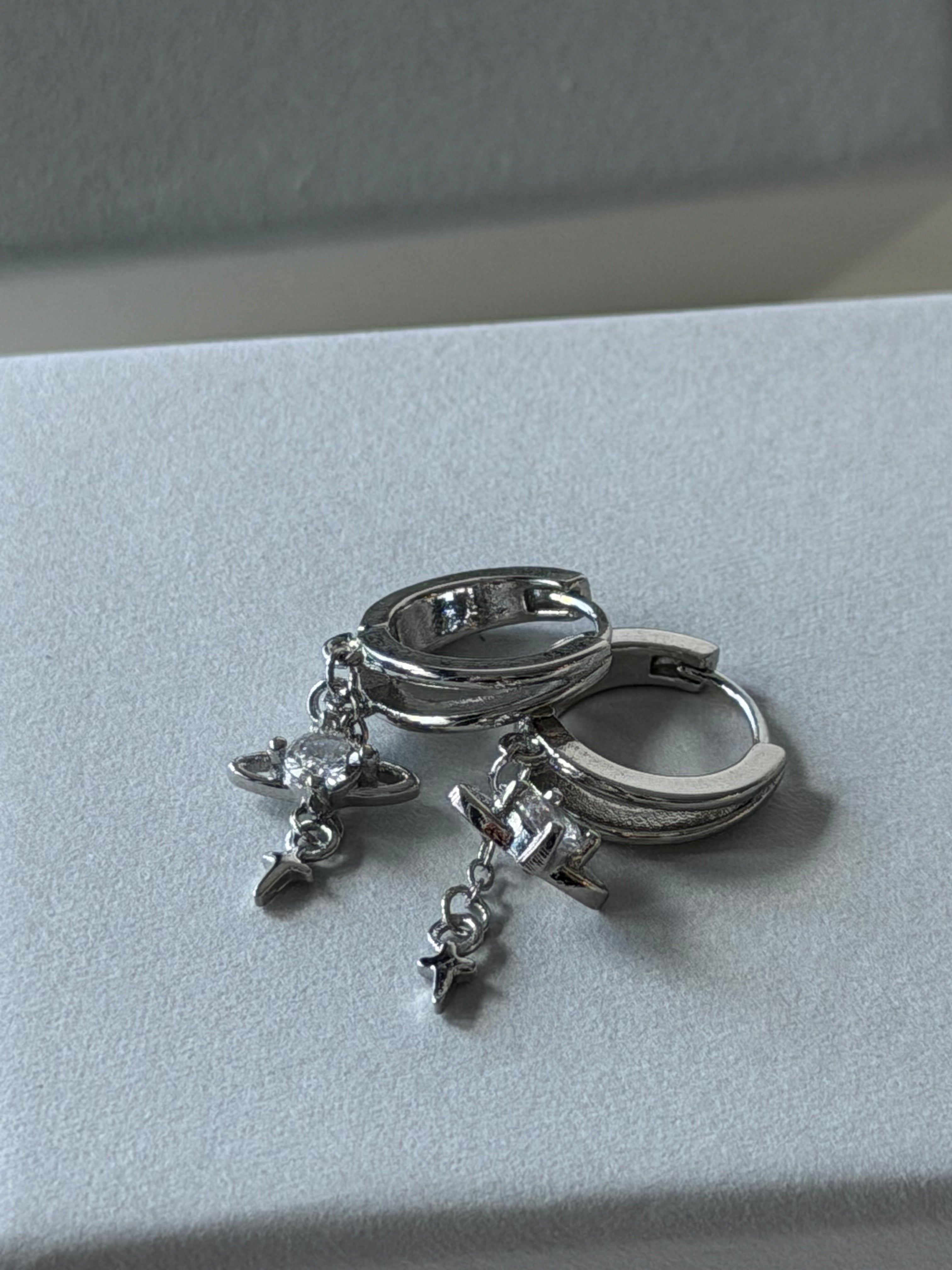 VW Issa Earrings
