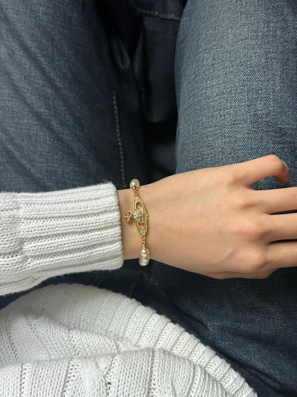 Vivienne Westwood Women's Mini Bas Relief Pearl Bracelet