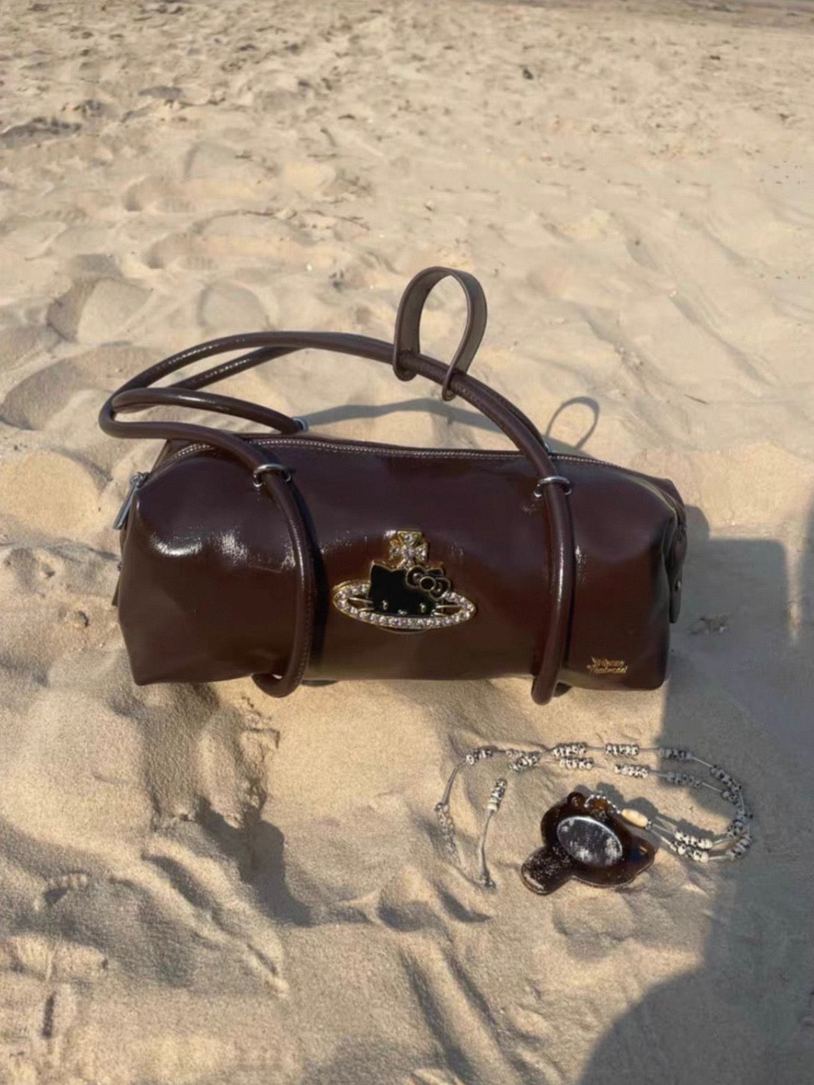 VW Shirley Small Holdall x Kitty