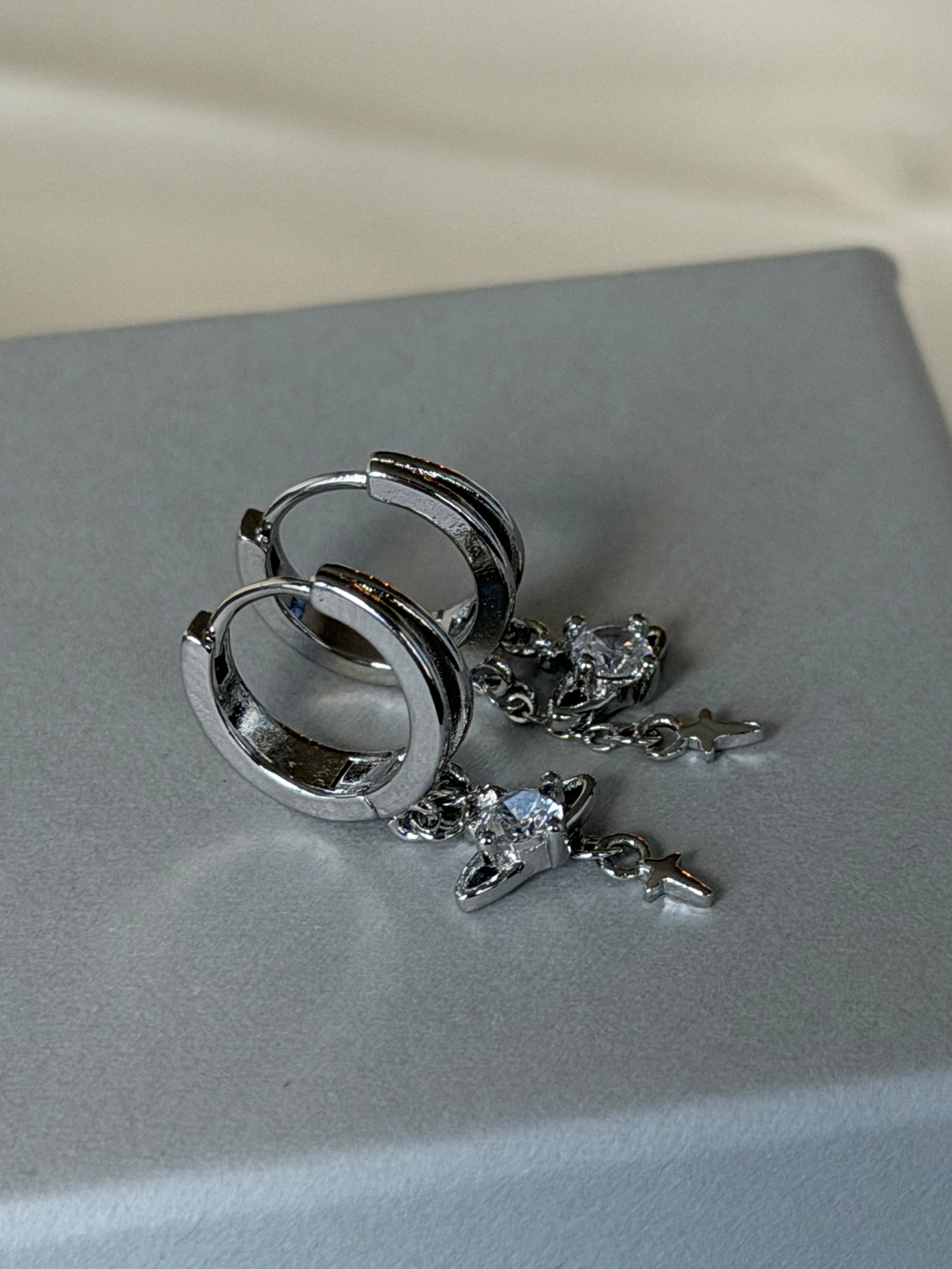 VW Issa Earrings