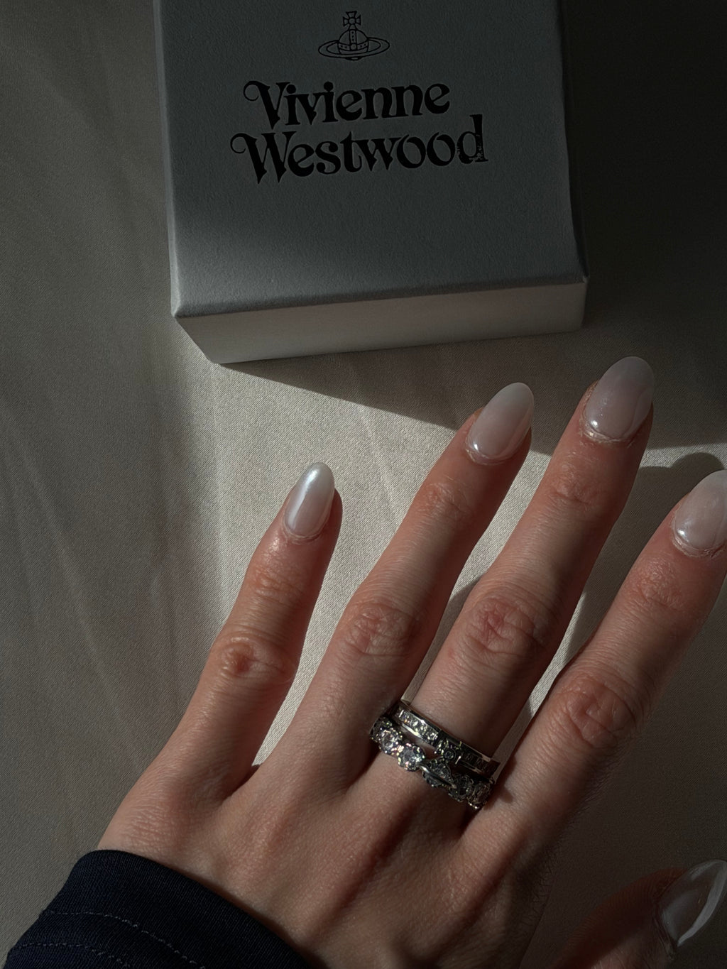VW Crystal Orb Double Ring - Silver