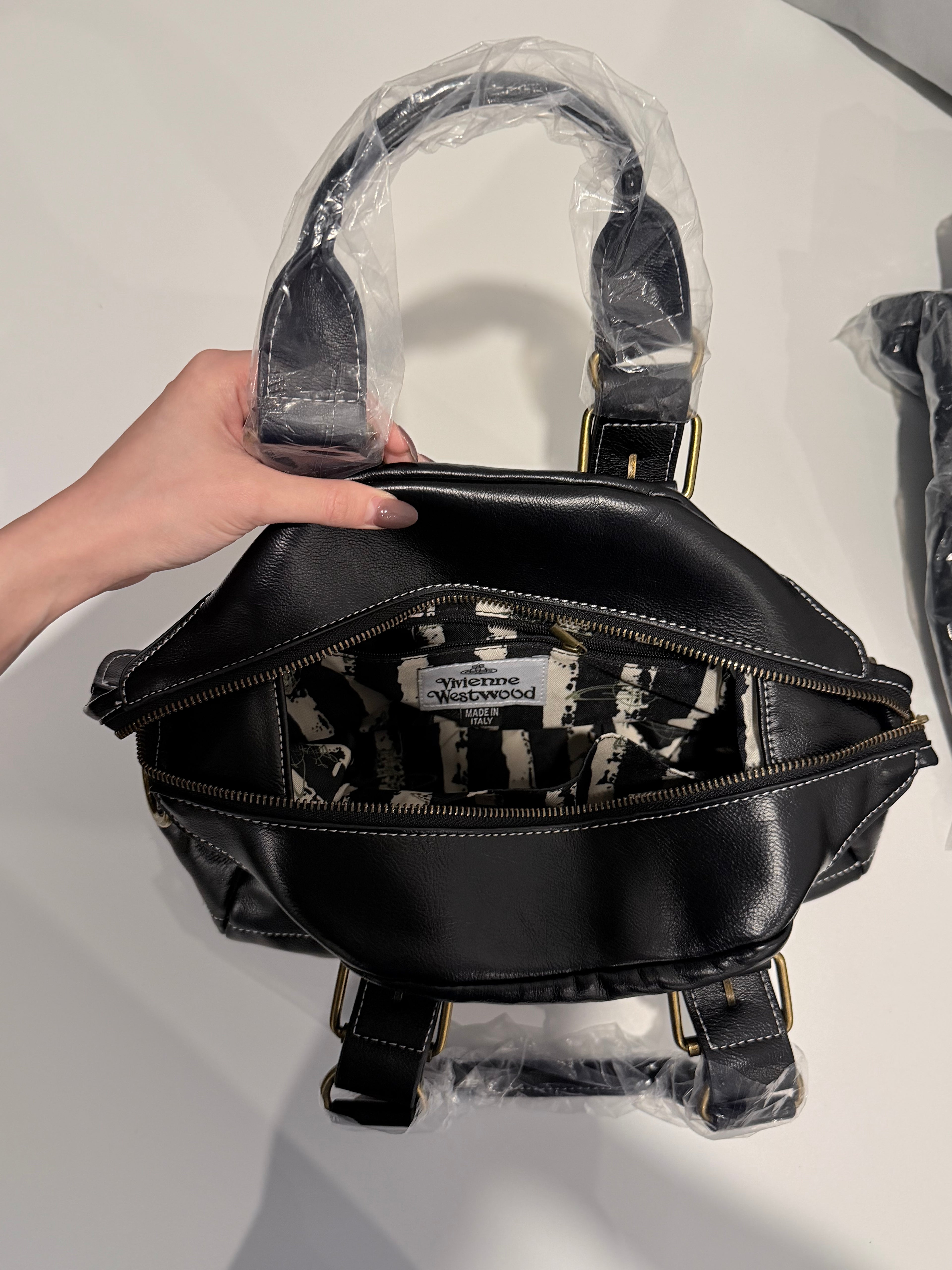 VW Wilma Medium Tote