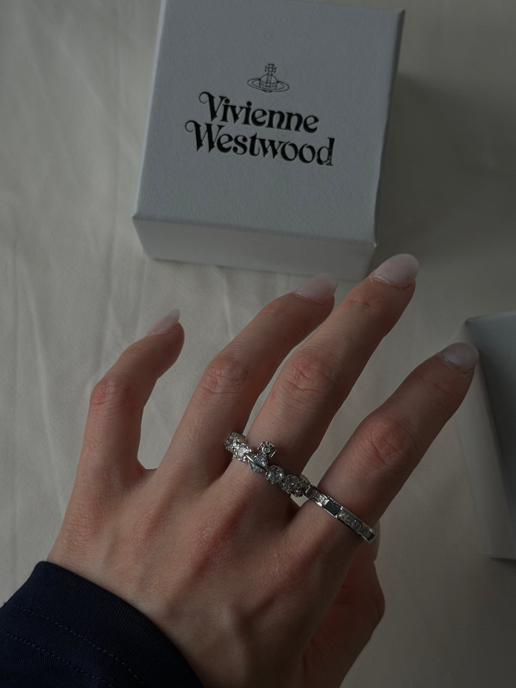 VW Crystal Orb Double Ring - Silver