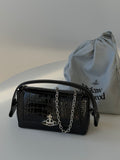 VW Hazel Medium Handbag - Black
