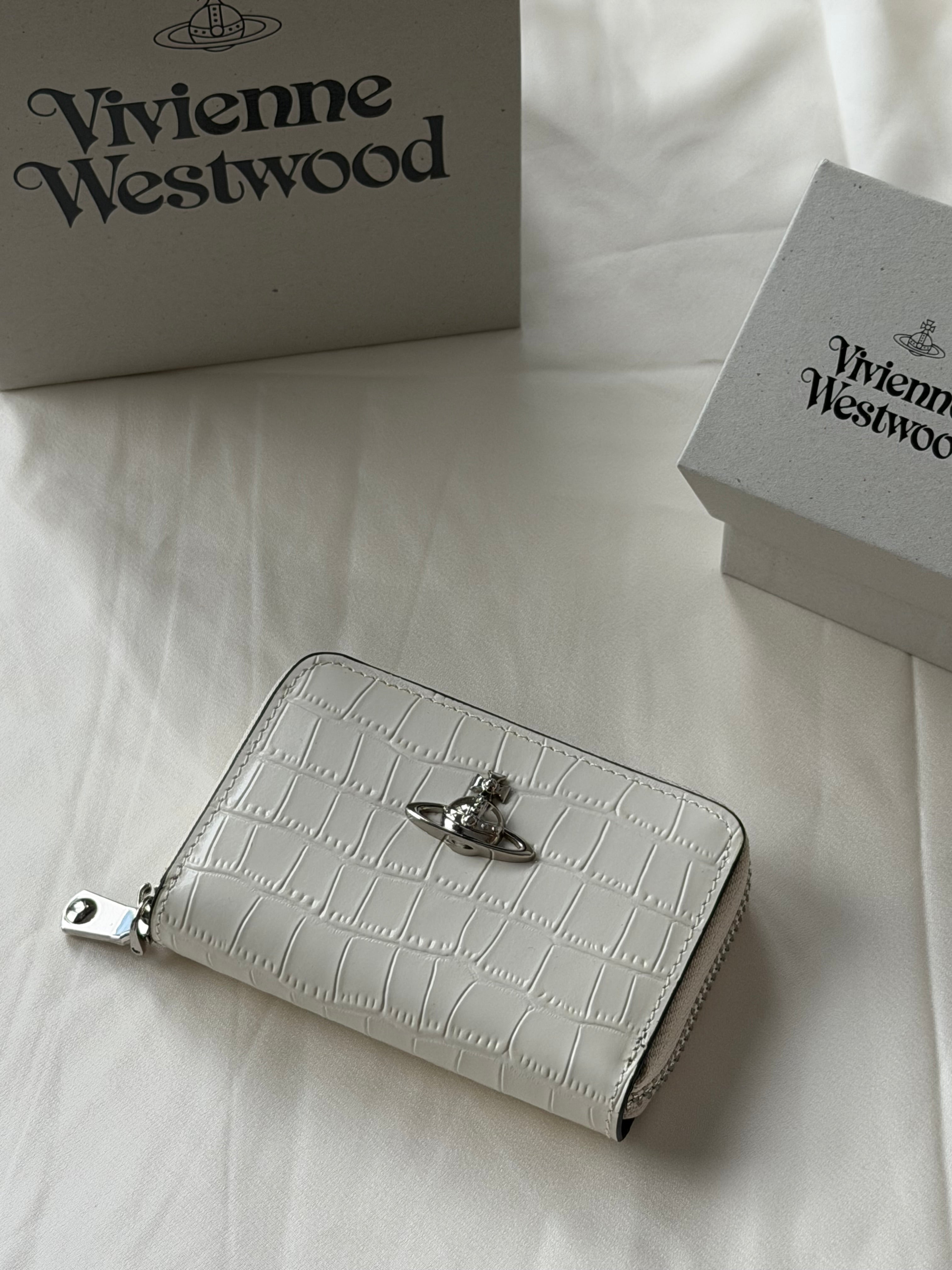 VW Accordion Zip Card Holder - White