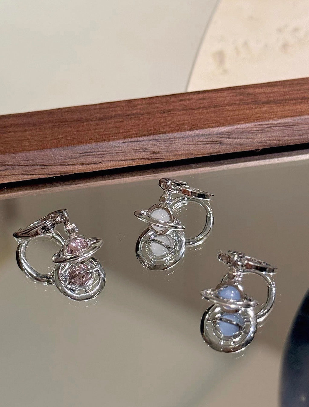 VW Orb Drop Earring Set - Pink