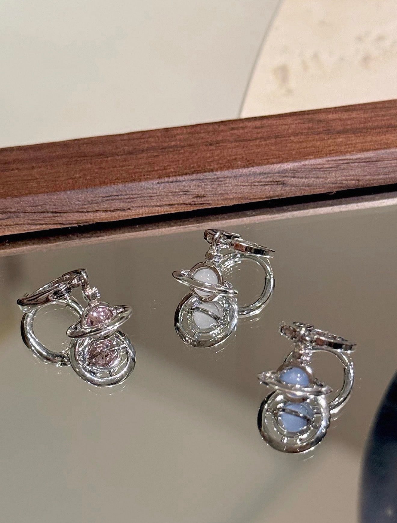 VW Orb Drop Earring Set - Pink