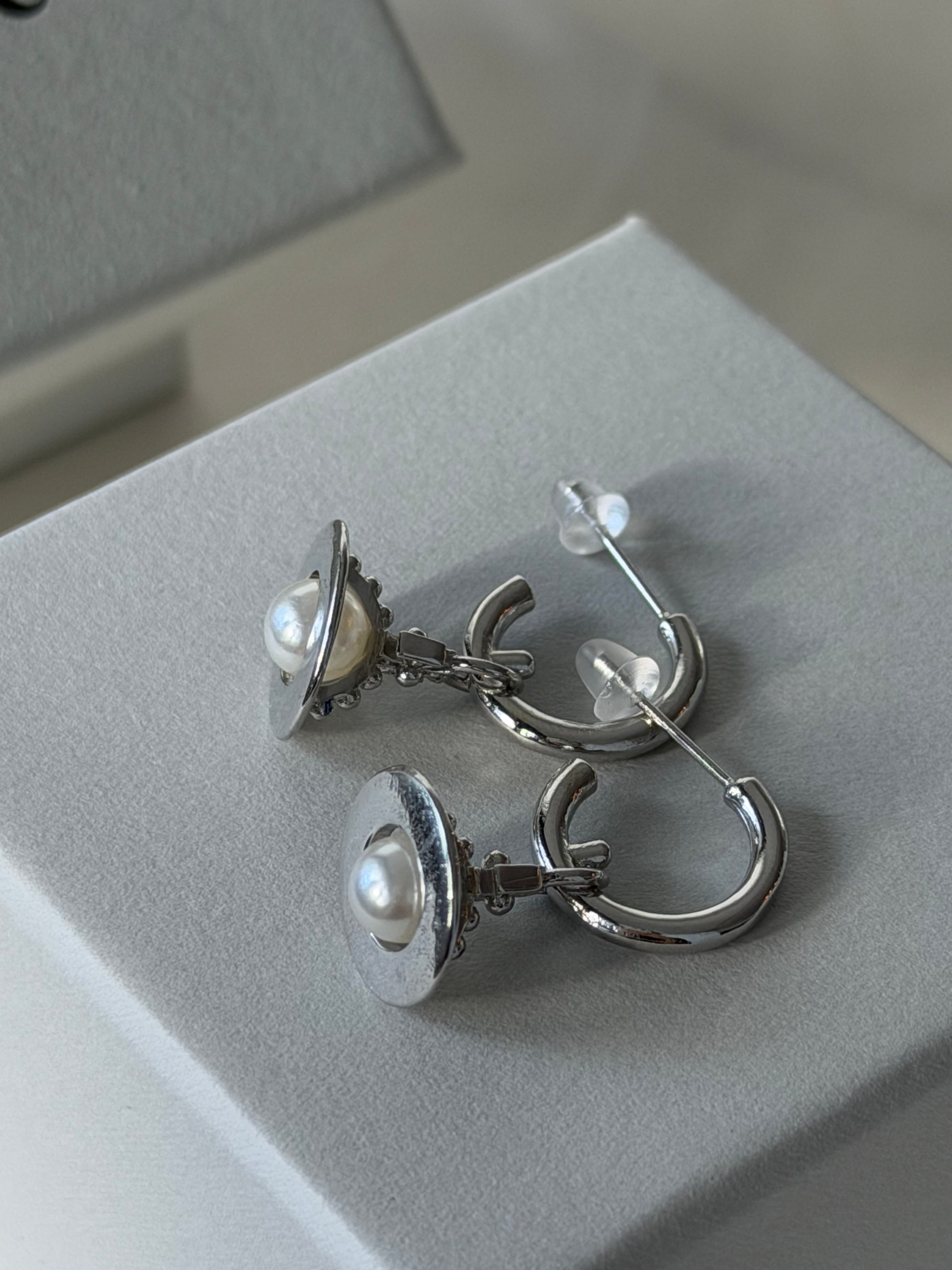 VW Pearl Orb Earrings