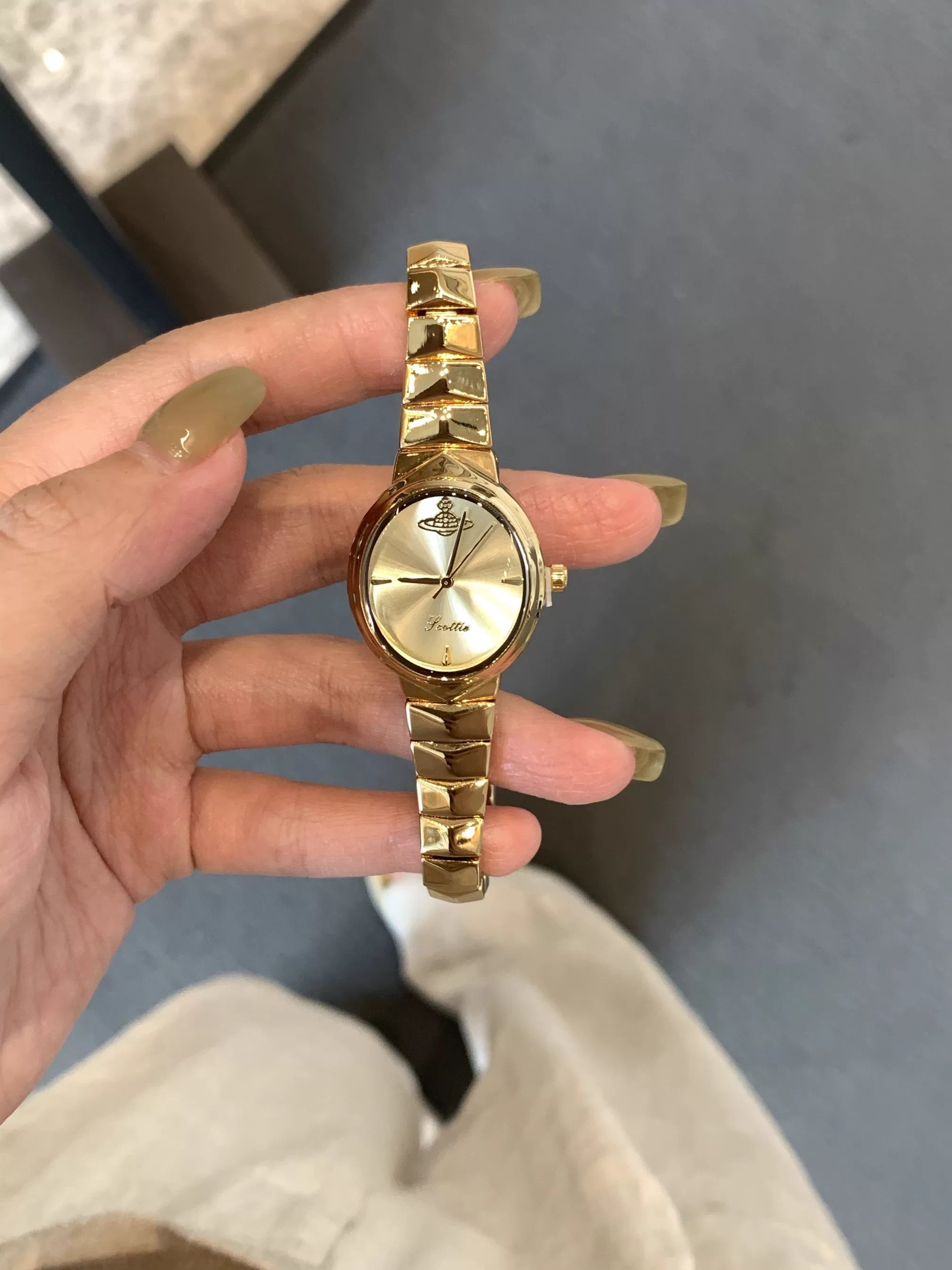 VW Armour Watch - Gold/Gold Link