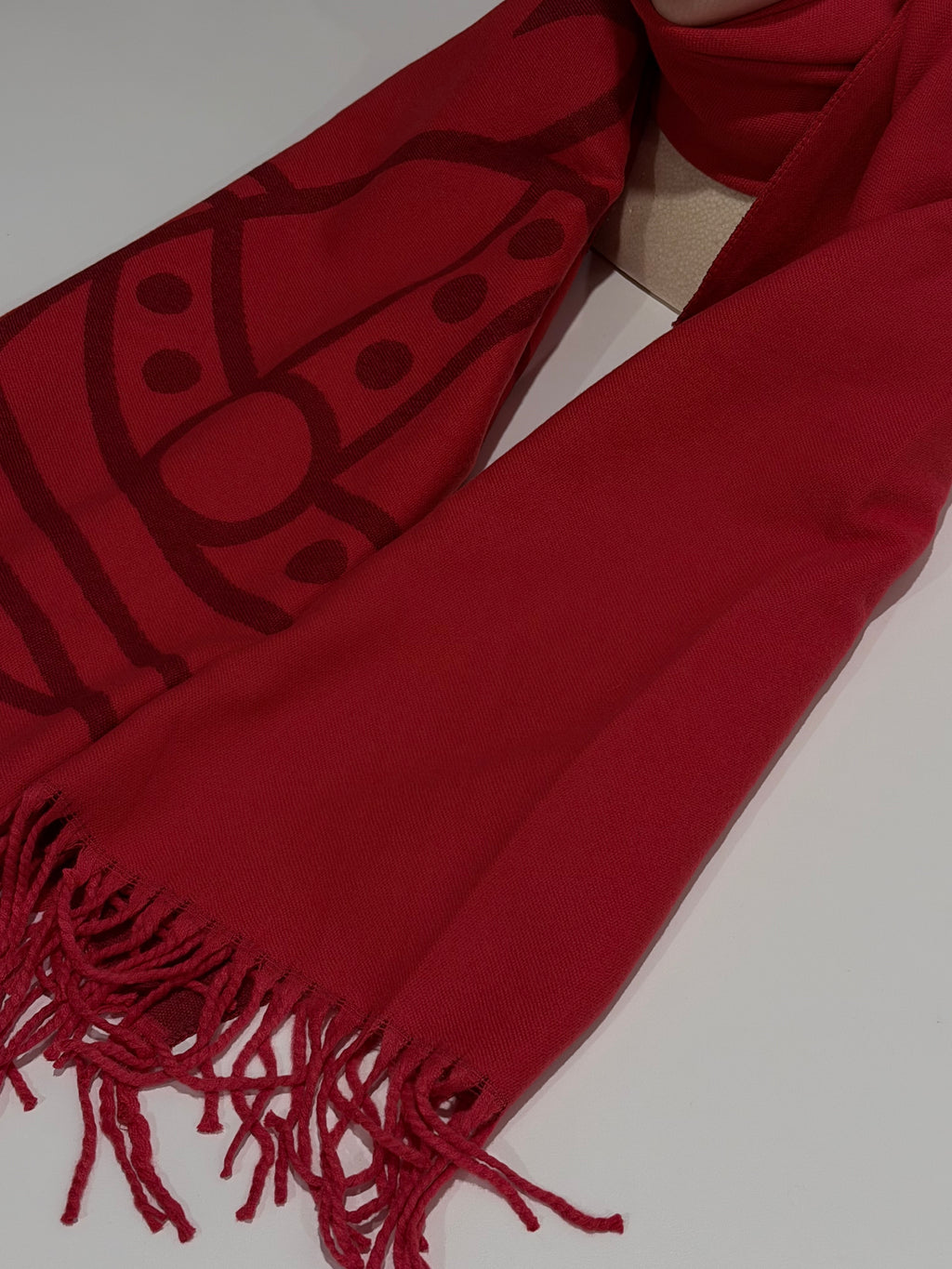 VW Double Side Single Orb Scarf - Red