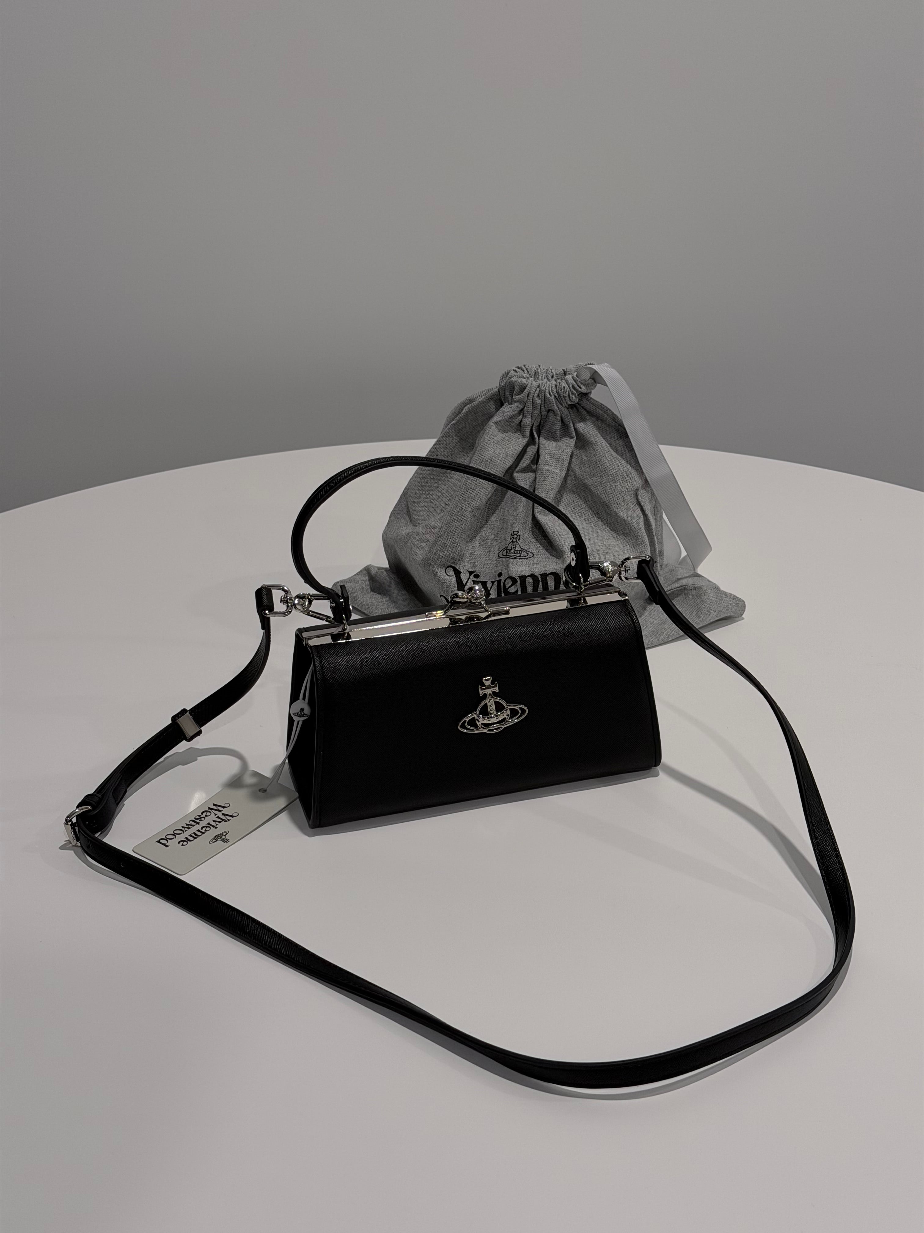 VW Doll XL Bag - Black