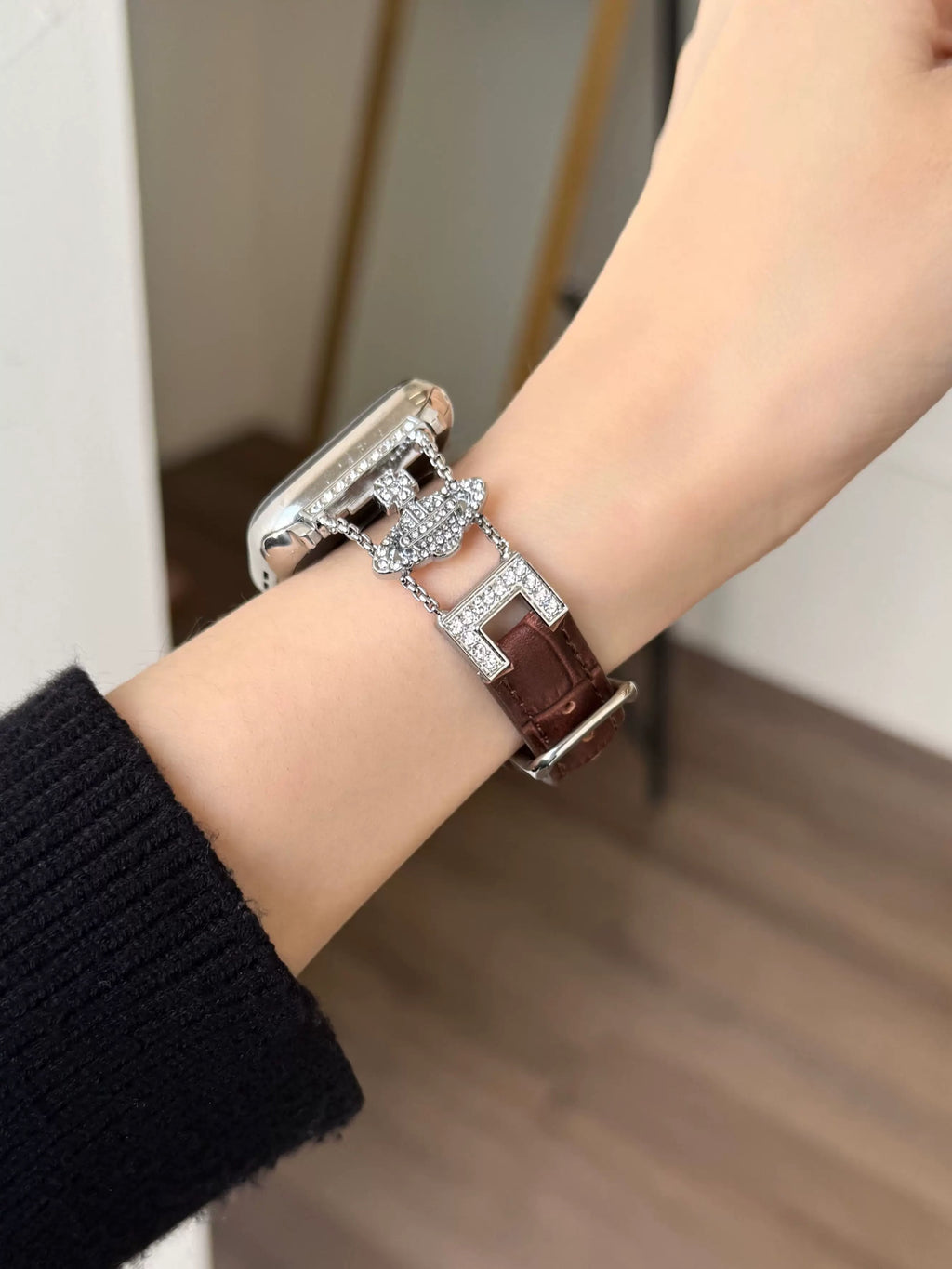 VW Vienna Crystal Watch Strap - Brown