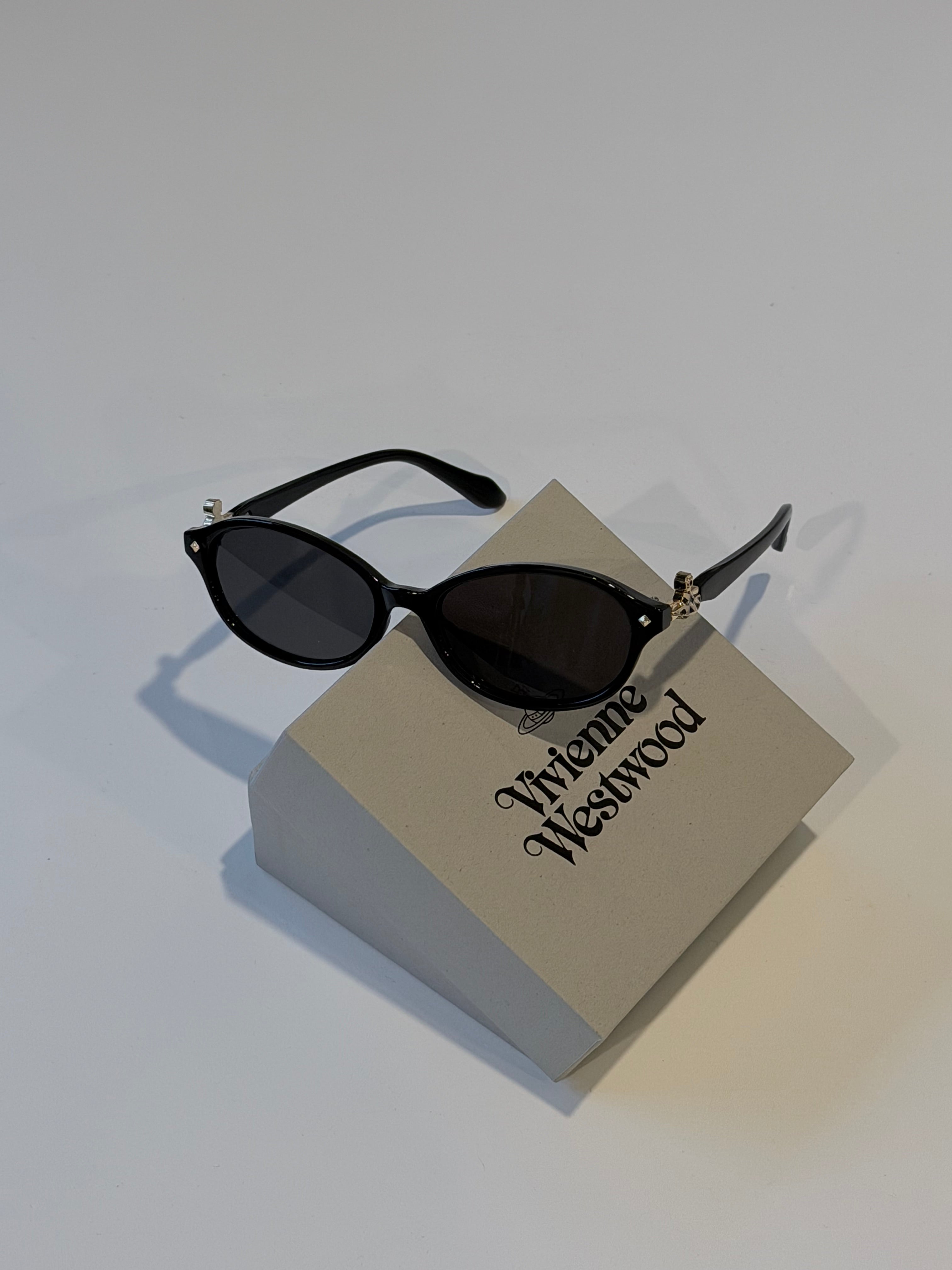 VW Claude Sunglasses - Black