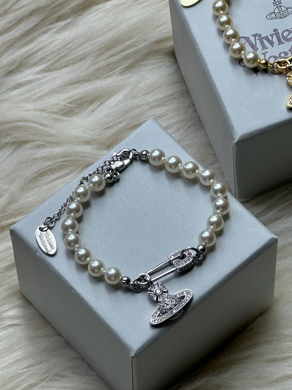 VW Lucrece Pearl Bracelet - Silver